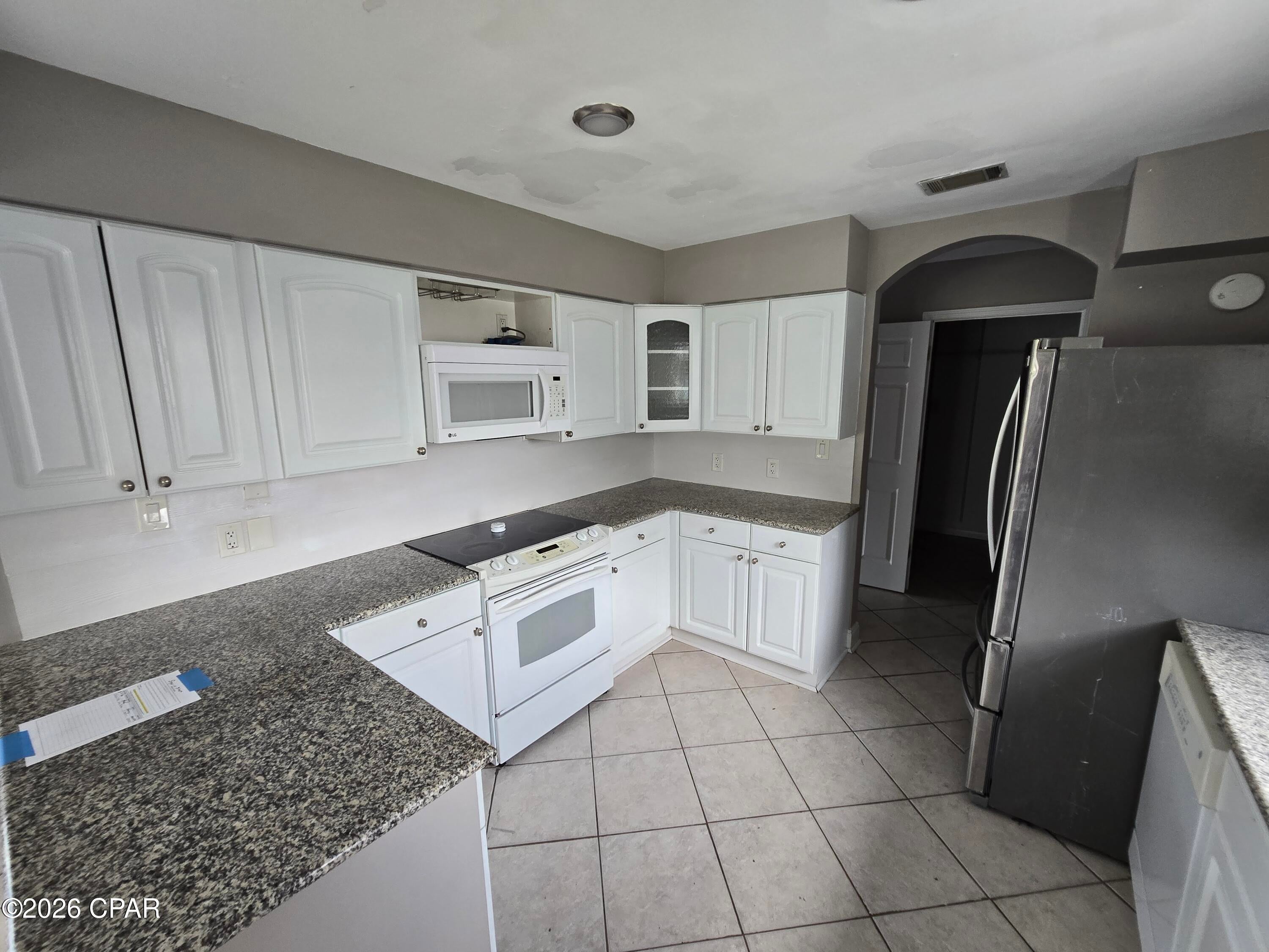 Grand Lagoon Banks - Residential