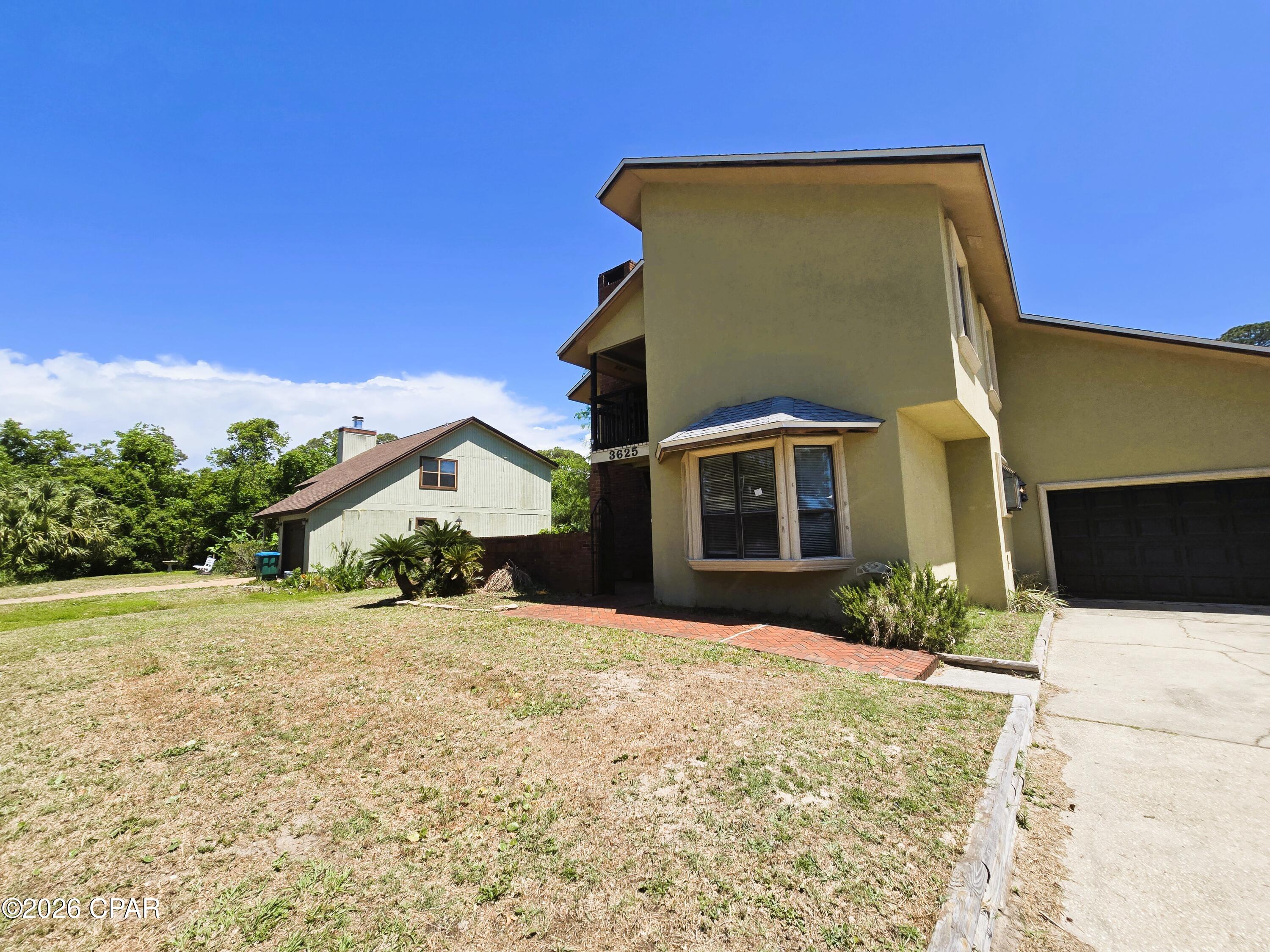 Grand Lagoon Banks - Residential