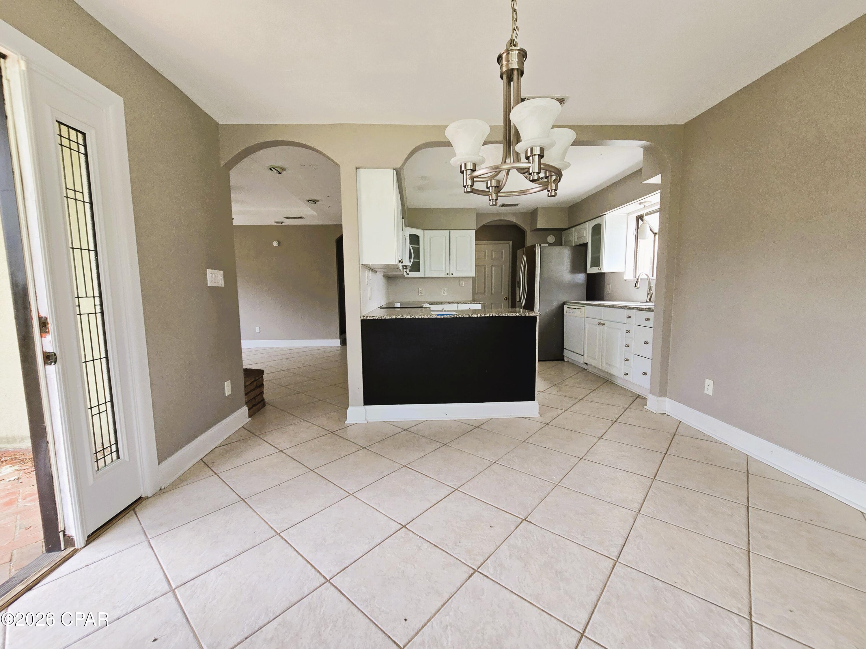 Grand Lagoon Banks - Residential
