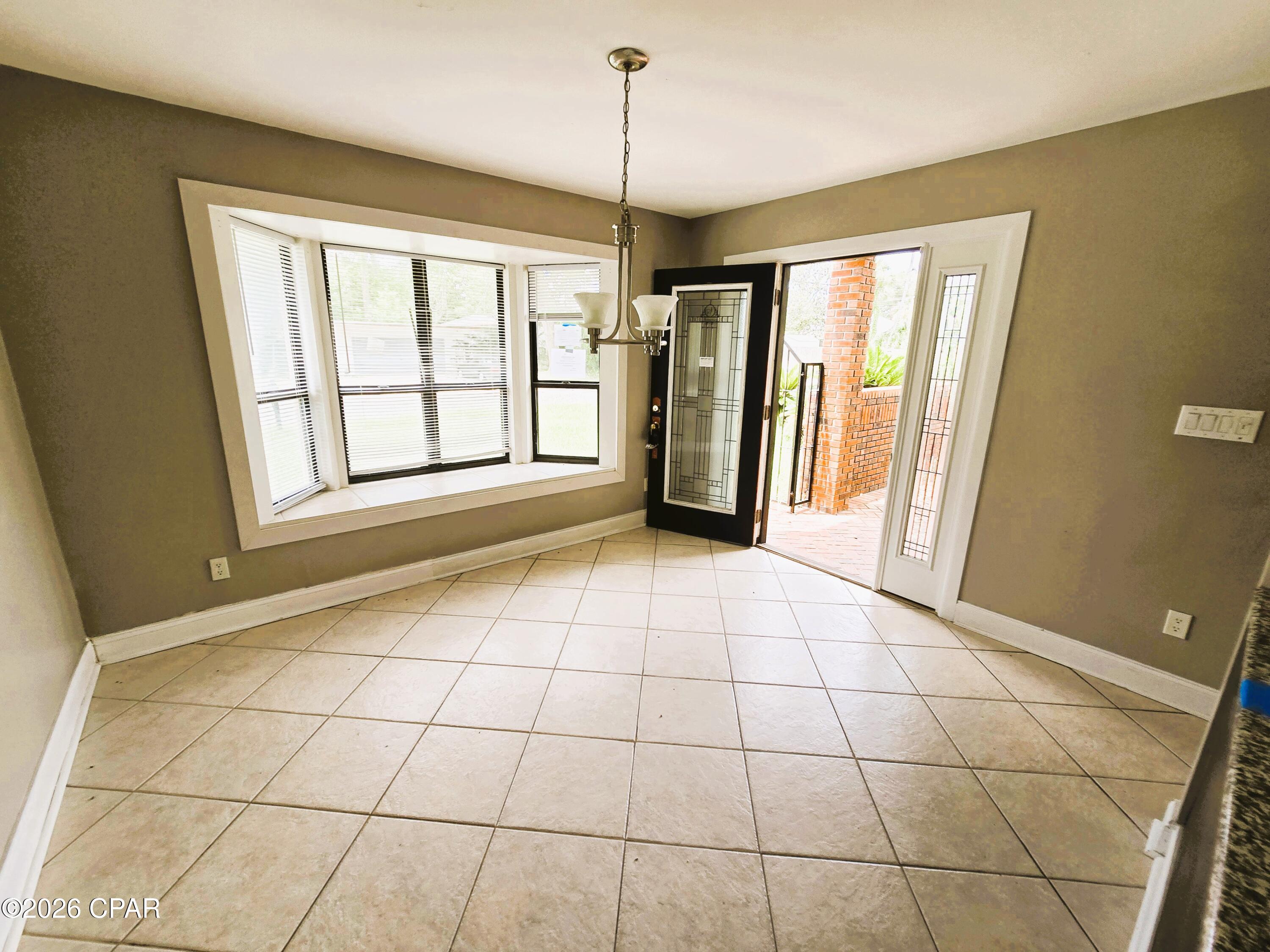 Grand Lagoon Banks - Residential