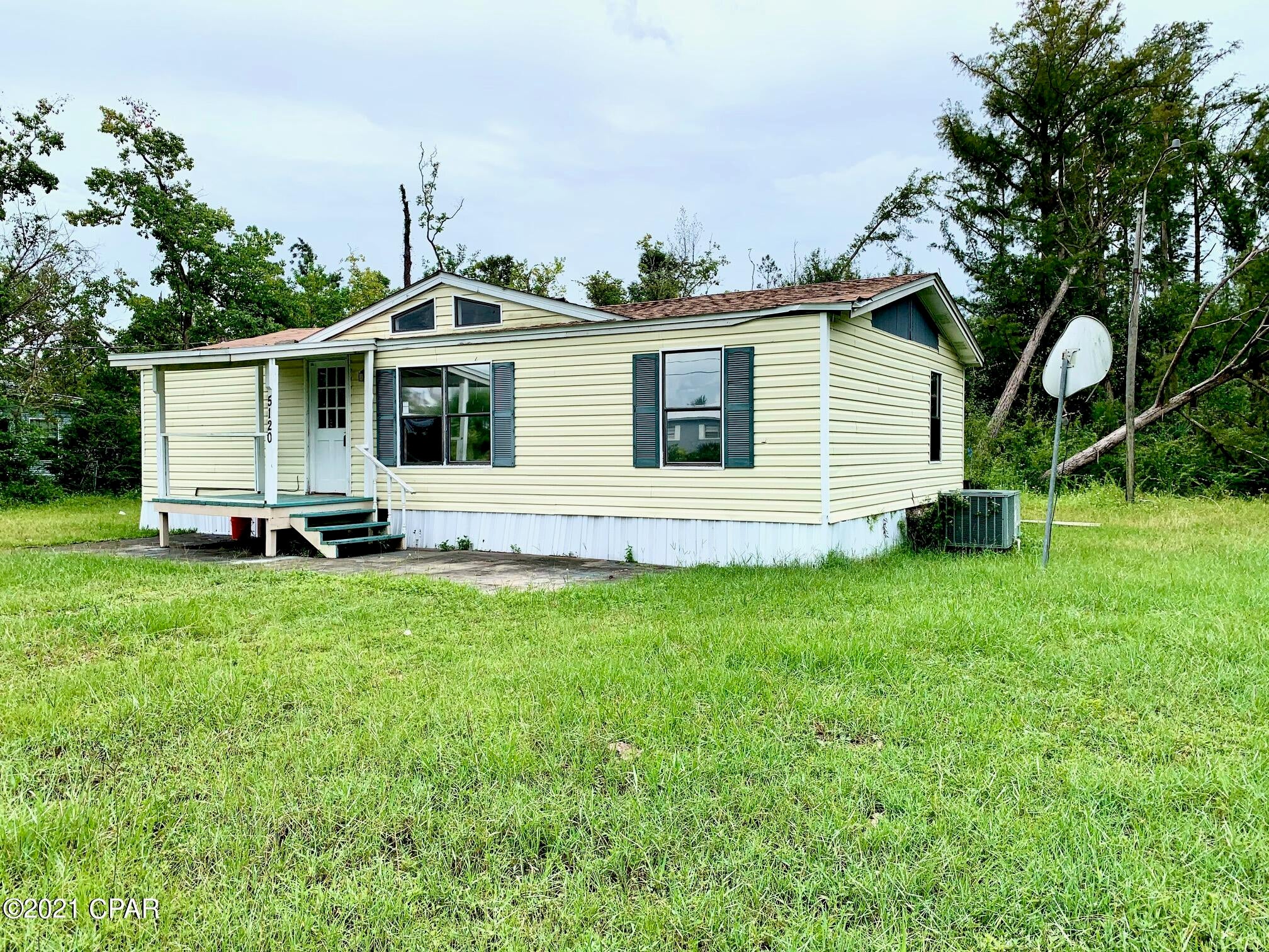 Seize the opportunity before you!

Mobile home on large lot, features 3 bedrooms, 2 full baths, storage shed, and porches. This one is ready for some sweat equity and a vision to see the potential in this hidden gem. Go all-in and make it home, or create the perfect investment! The options are there. It will be up to you to determine the best option for your situation! Call today and we will go take a look!