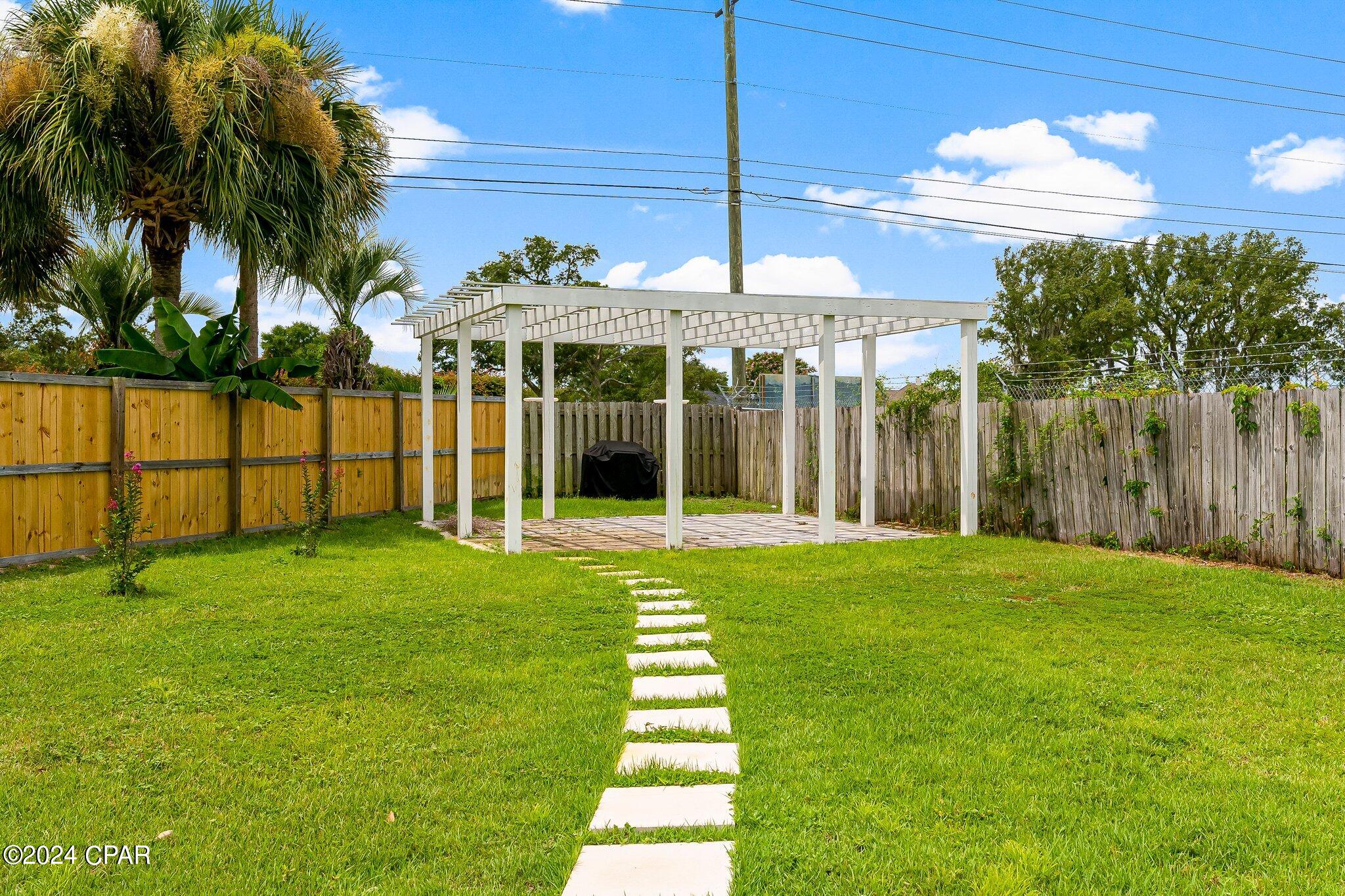 Pelican Bay - Residential