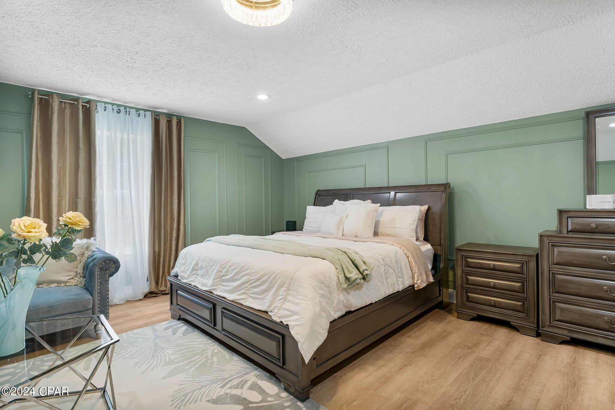 Pelican Bay - Residential
