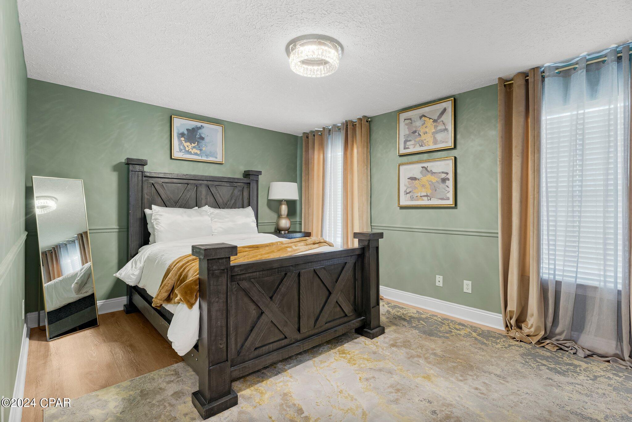 Pelican Bay - Residential