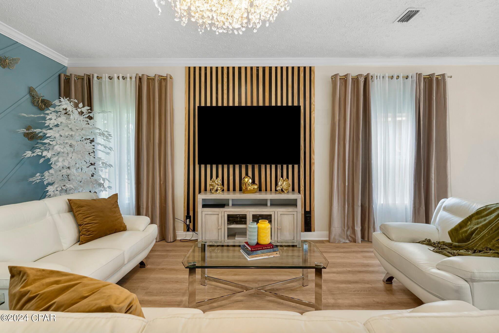 Pelican Bay - Residential