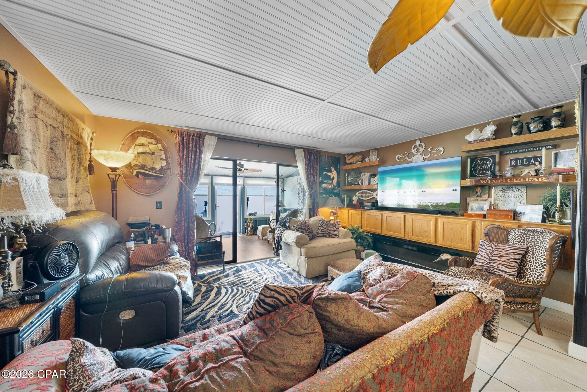 Sunbay Townhouses - Residential