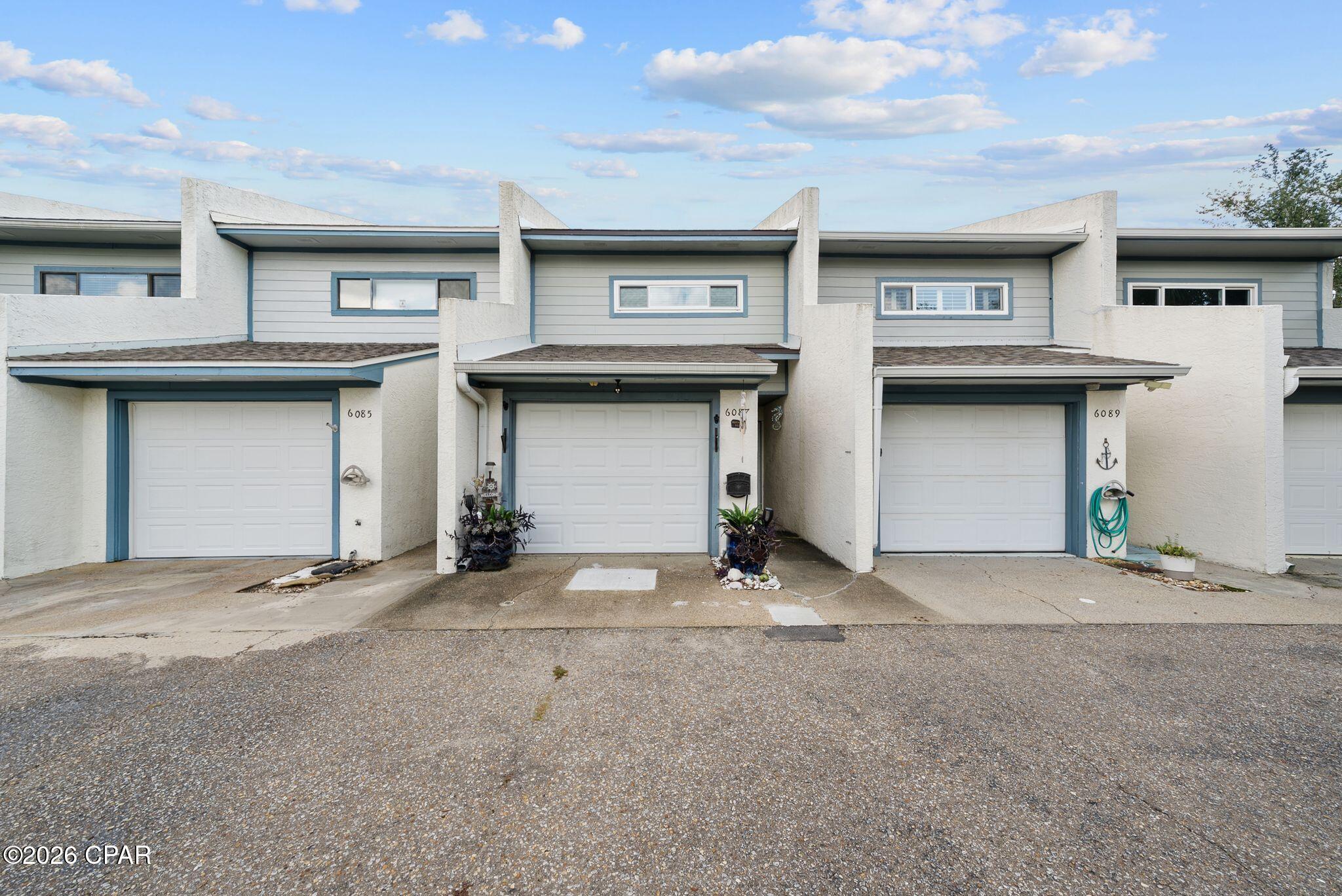 Sunbay Townhouses - Residential