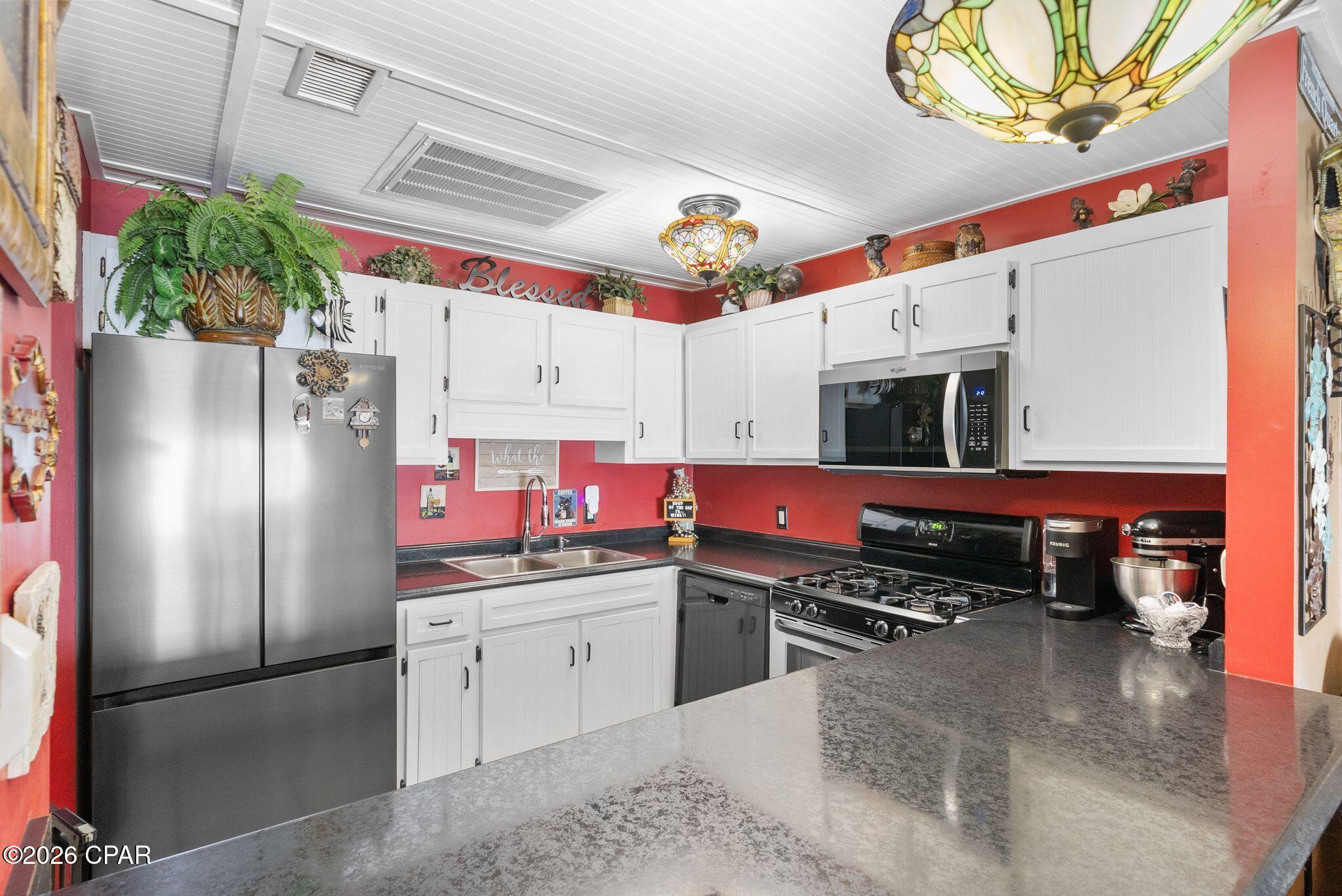Sunbay Townhouses - Residential
