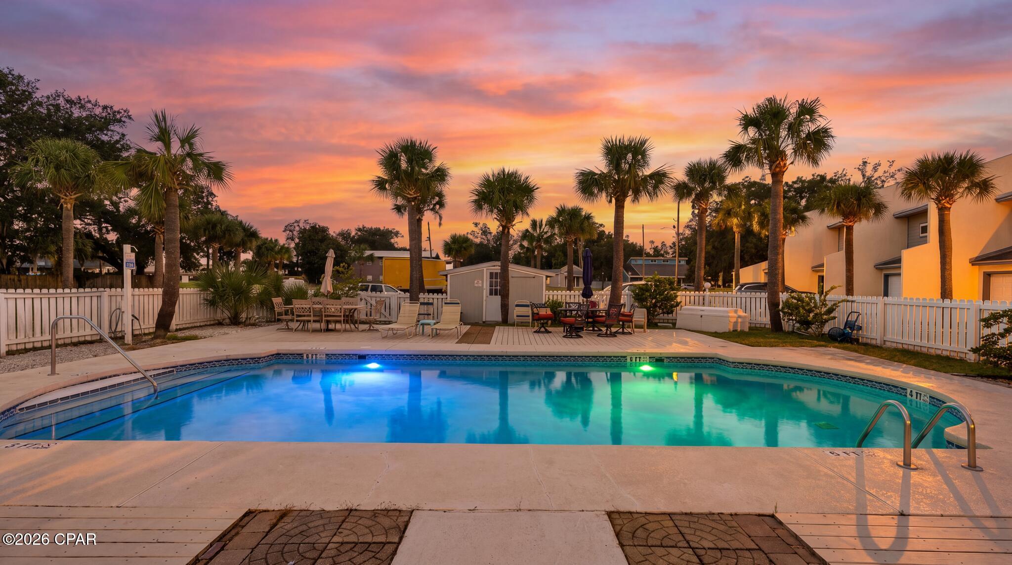 Sunbay Townhouses - Residential