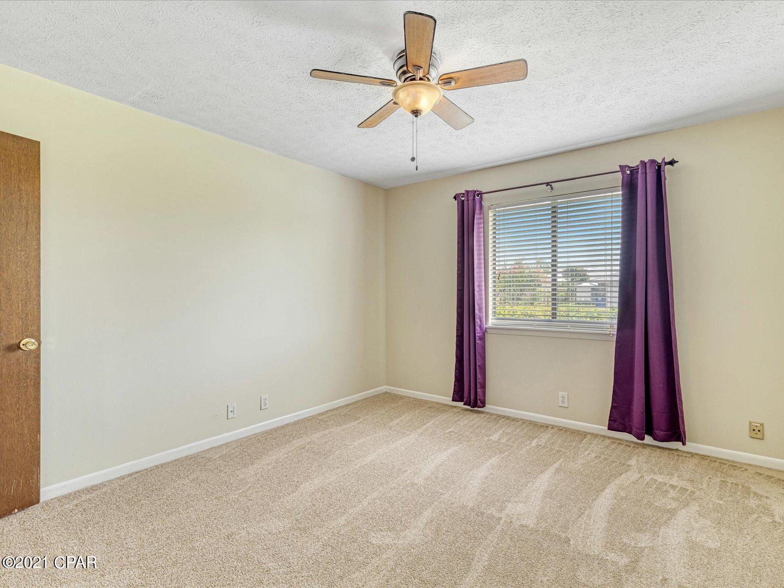 Venetian Villa 1st Add Replat - Residential