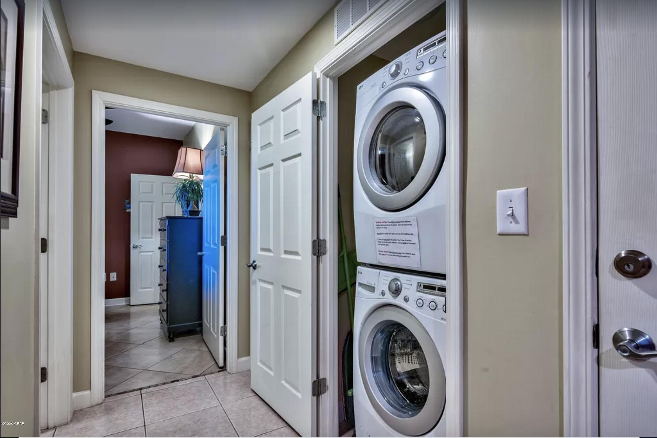 Splash Condo - Residential