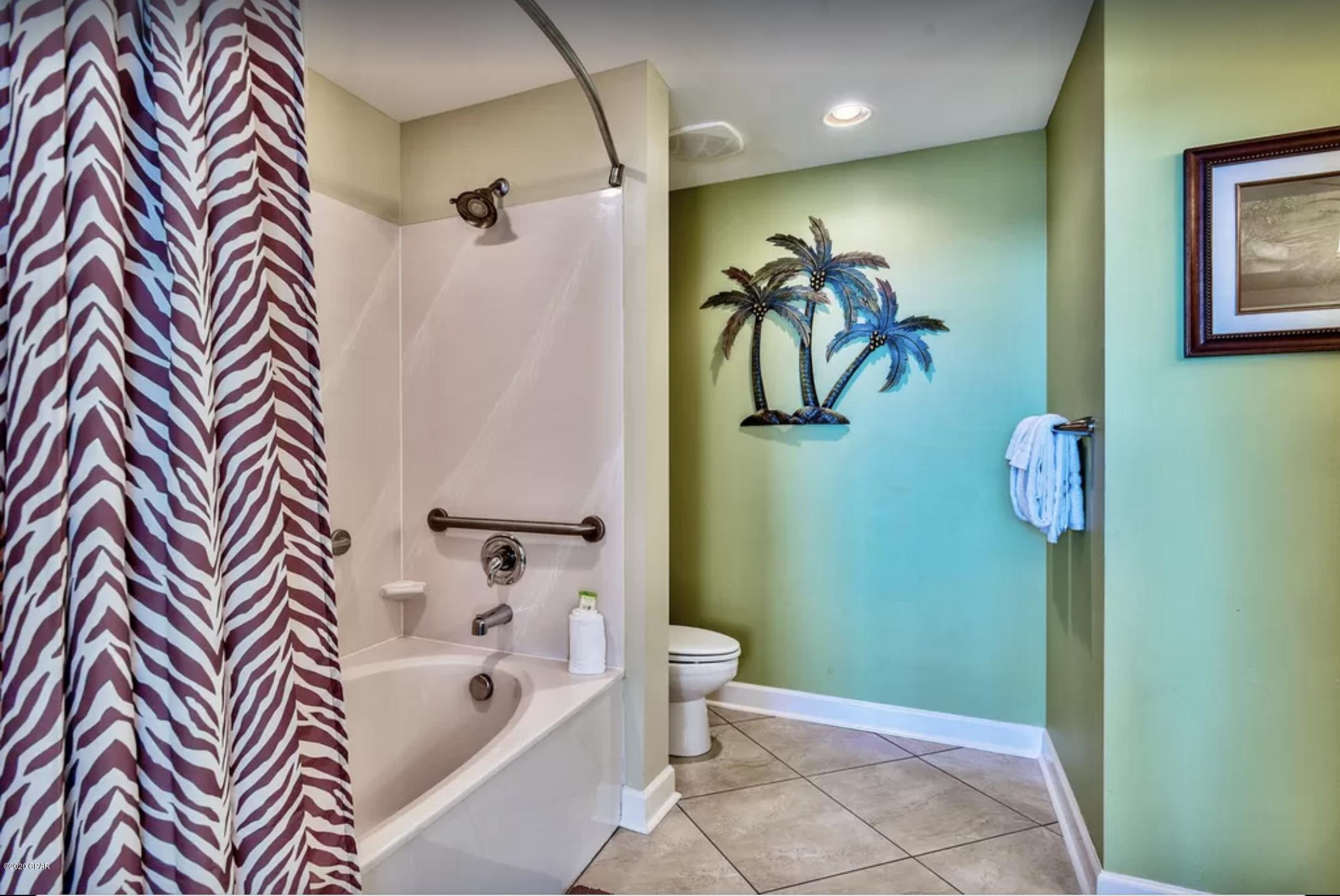 Splash Condo - Residential