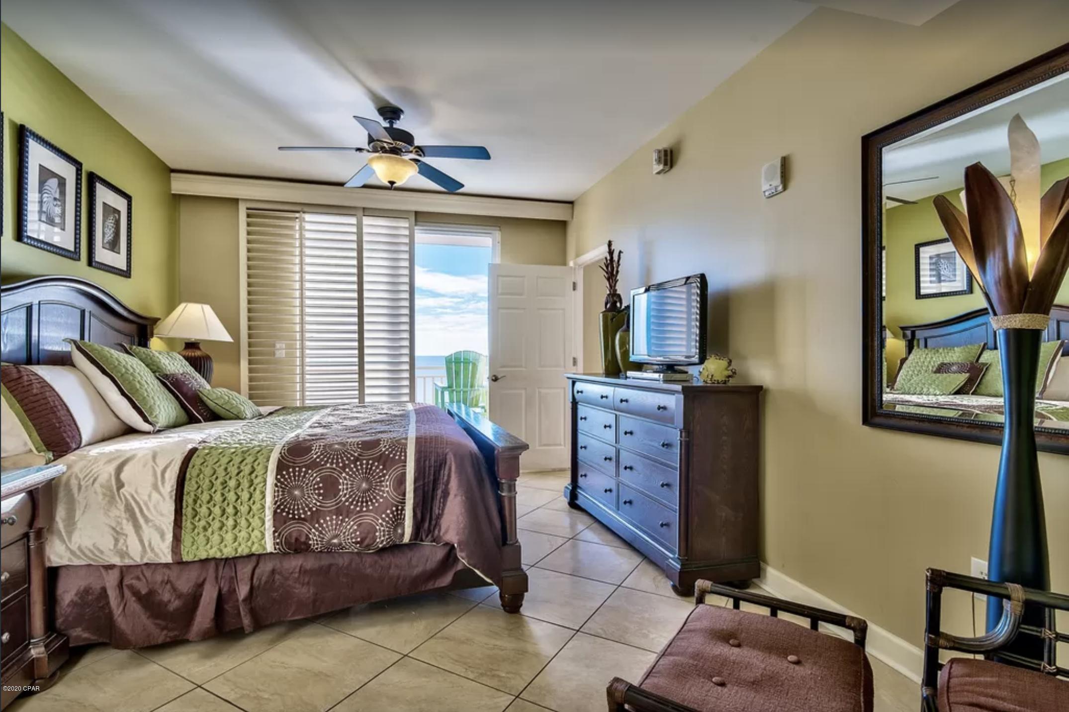 Splash Condo - Residential