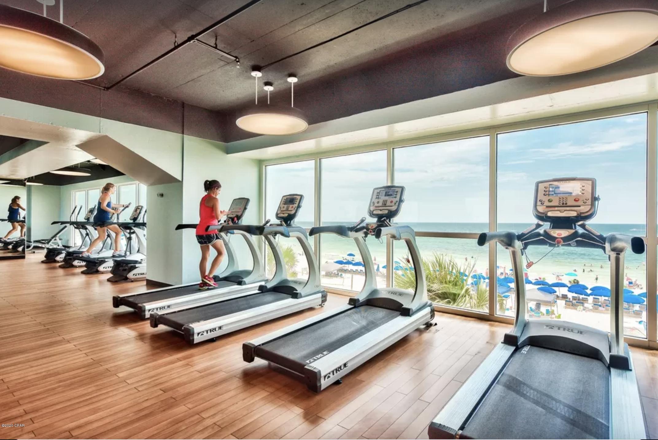 Splash Condo - Residential