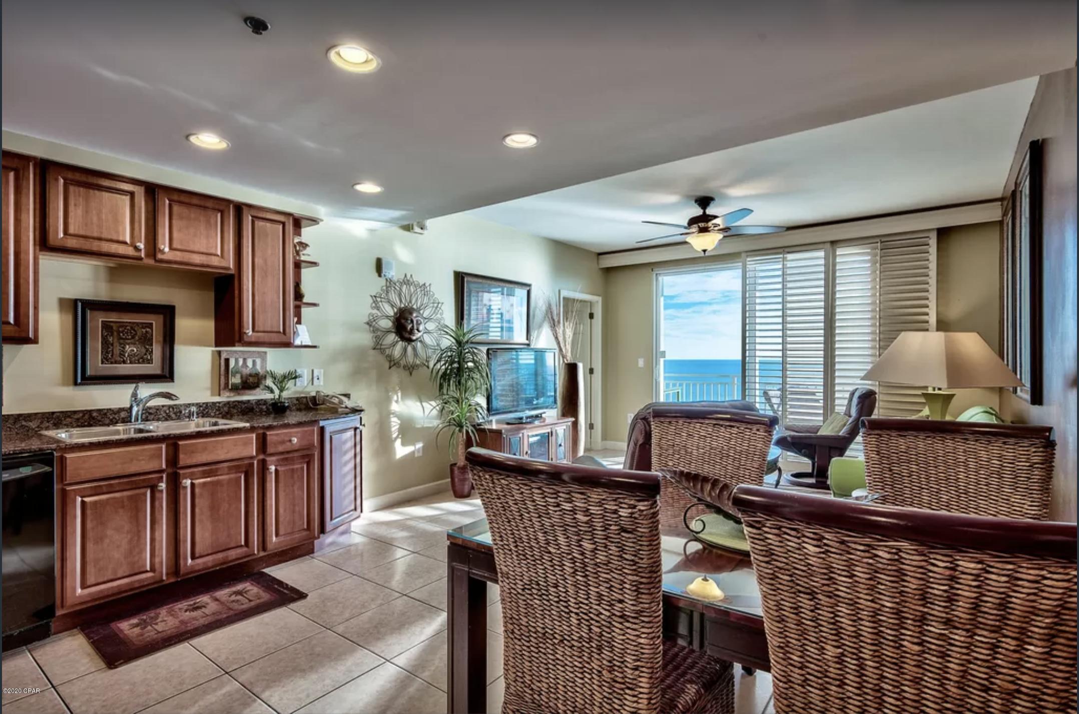 Splash Condo - Residential