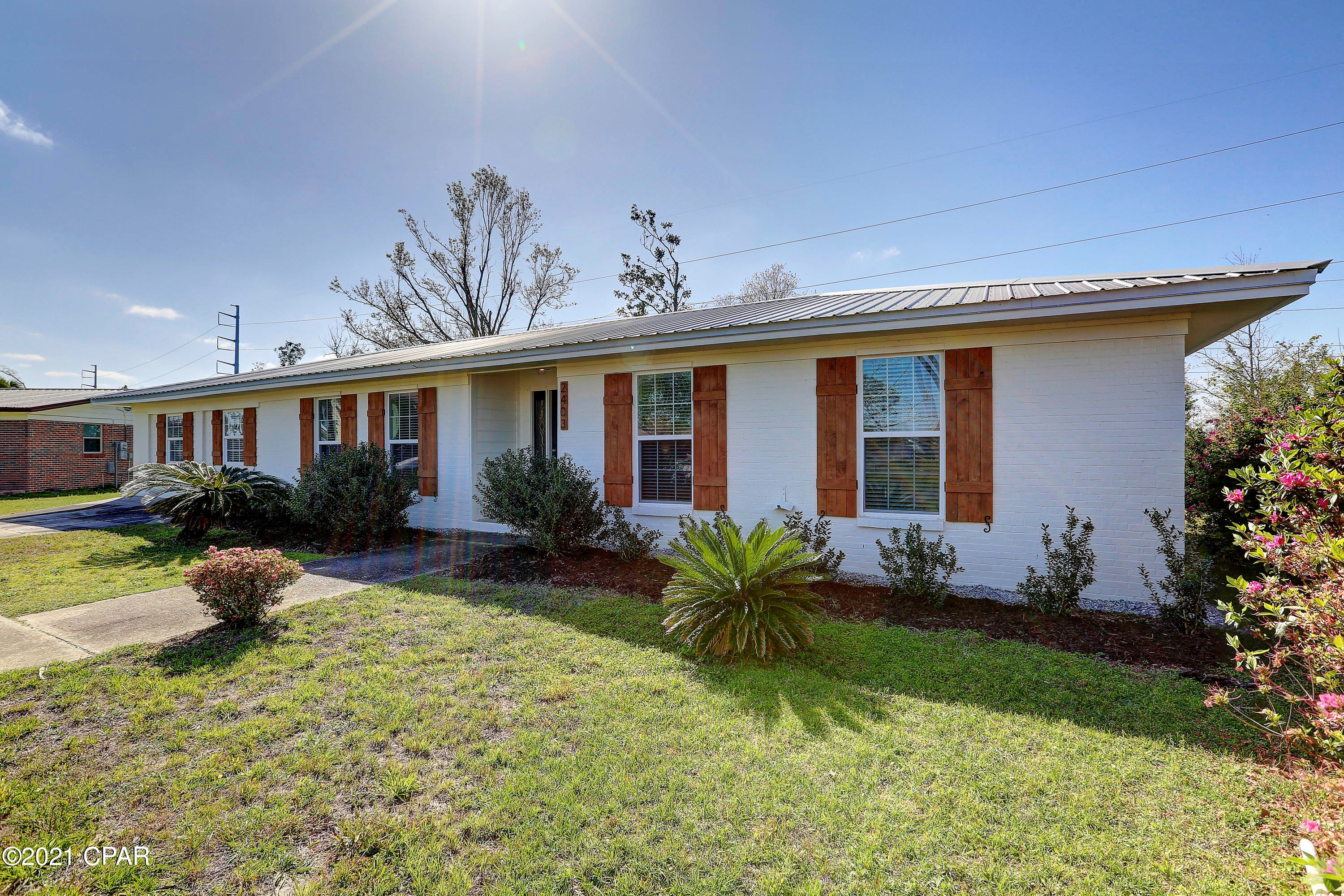 Meadowbrook Estates - Residential
