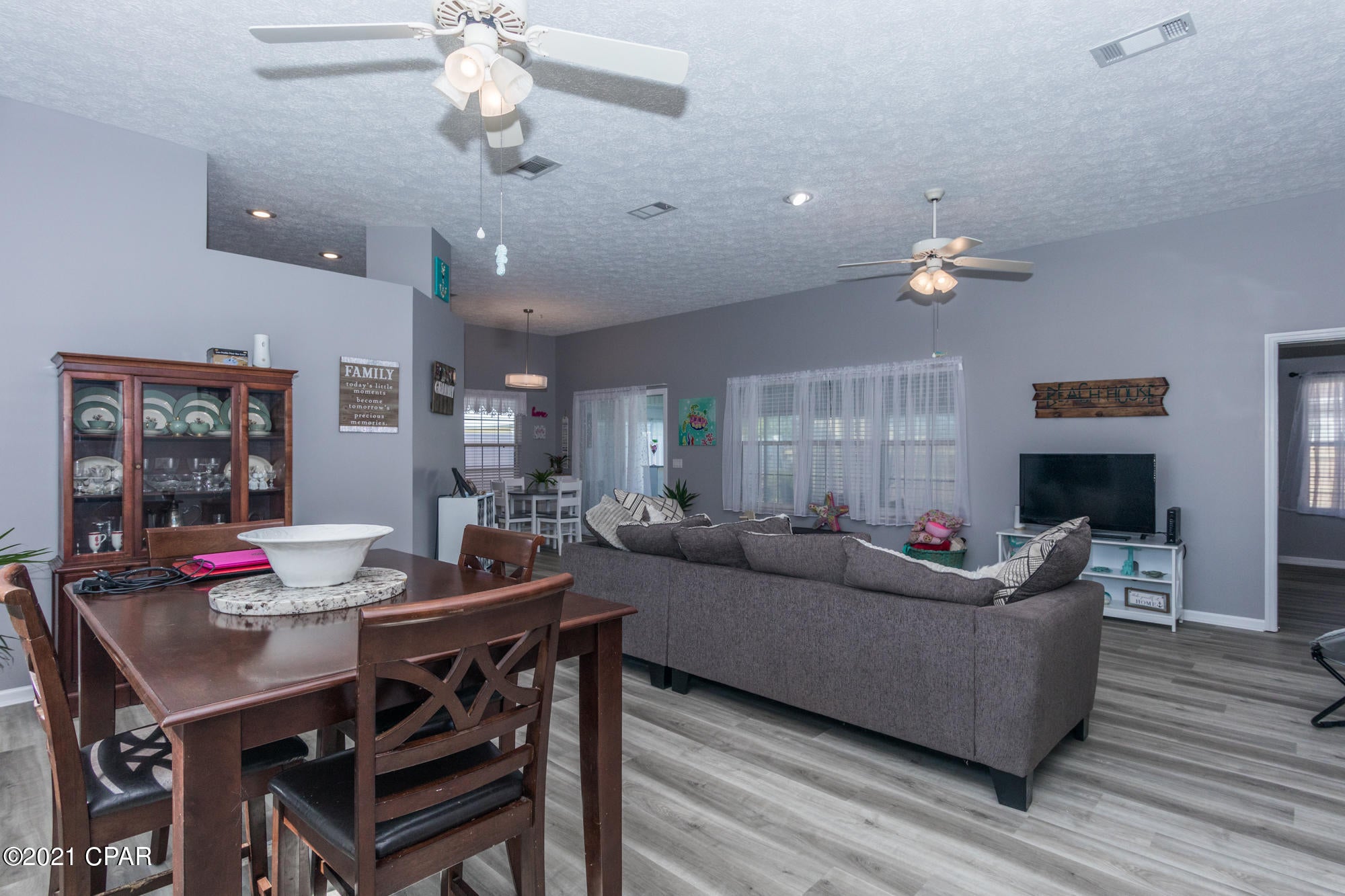 Seaclusion Beach - Residential