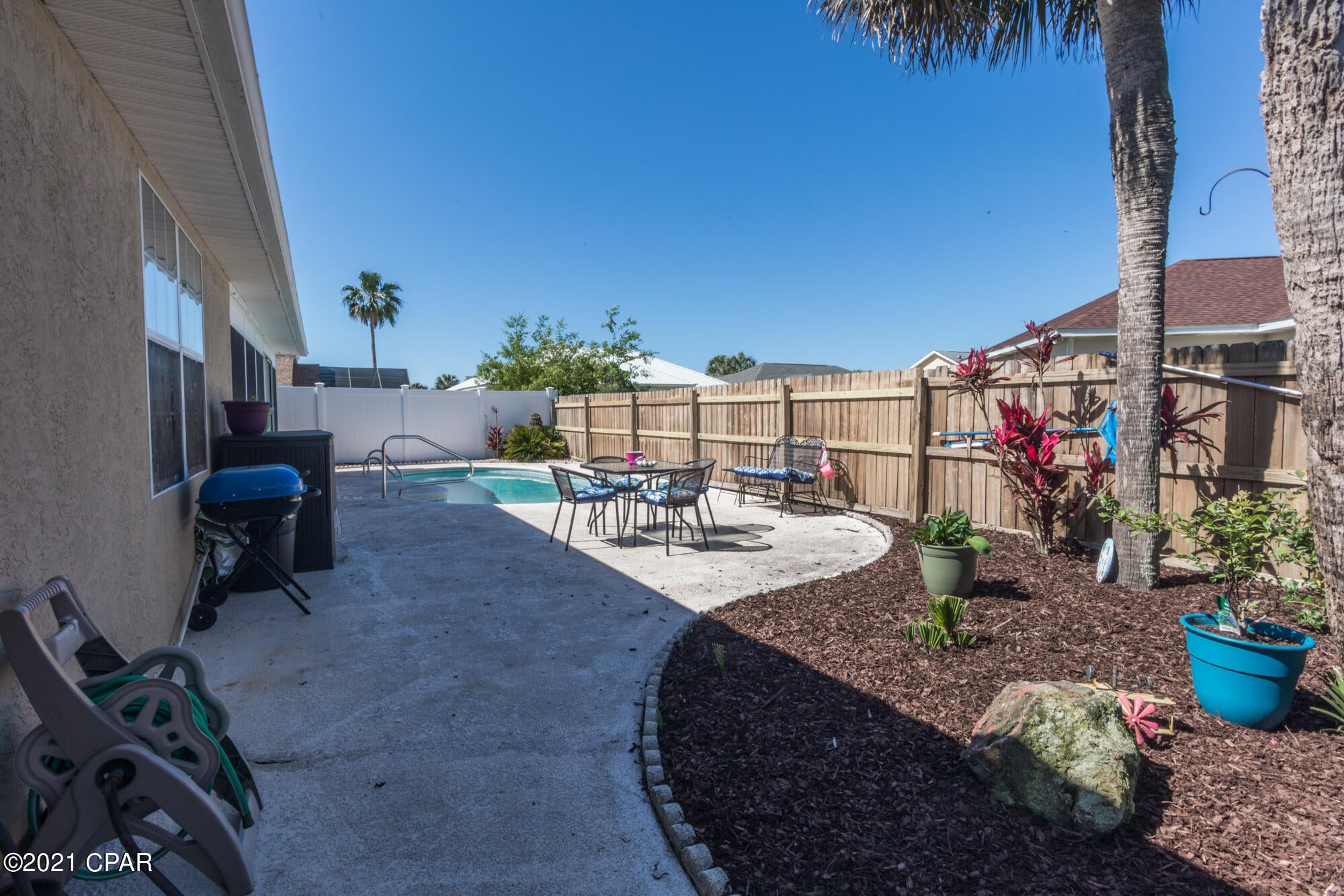 Seaclusion Beach - Residential