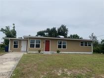 Nicely maintained 3 bed 2 bath home centrally located off of Stanford Rd. Has additional space with separate entrance that could be used as an office, bonus room, or small fourth bedroom. Features a galley style kitchen with newer stainless steel appliances with separate living and dining areas. Large laundry room with washer and dryer connections. Has ample yard space in both the front and back. pet negotiable. REQUIREMENTS TO RENT:  Each applicant over 18 MUST apply online FIRST at https://fullsailrealty.managebuilding.com/Resident/rental-application/new, we will run a background check and call you to set up a showing appointment within 1 business day. Visit our website to confirm availability and see all qualifications.  ONLY IF YOU DECIDE TO RENT after your showing, we will accept your application fees and complete final approvals prior to Lease signing. Call the office for questions.  We look forward to being the BEST property management company you have ever worked with!  Security Deposit on this property is optional thru Obligo.