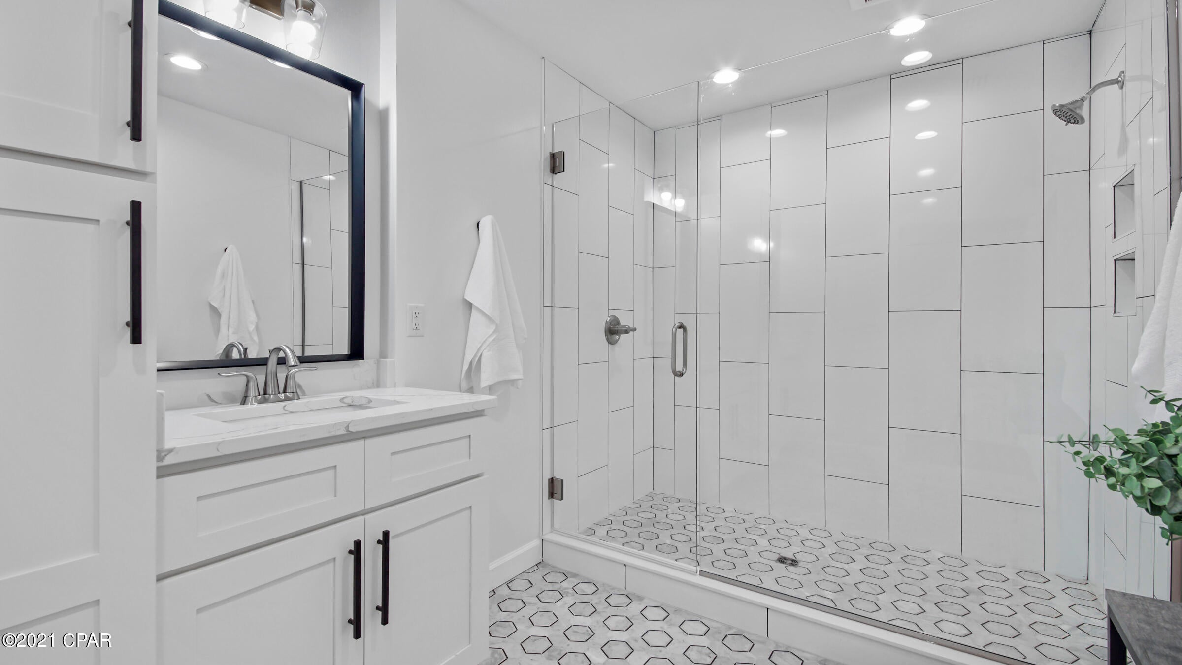 Cove Terrace 2nd Add - Residential