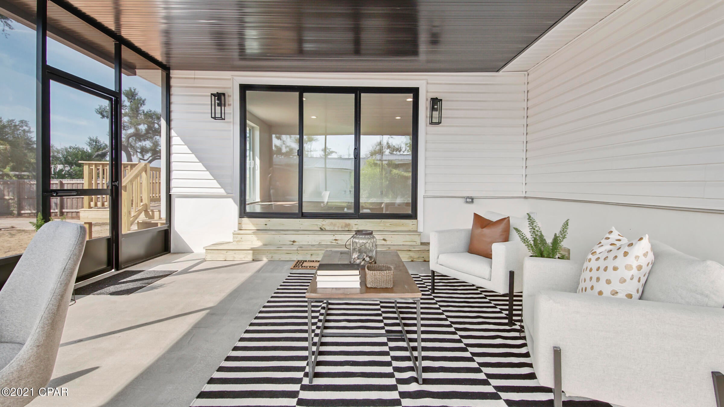 Cove Terrace 2nd Add - Residential