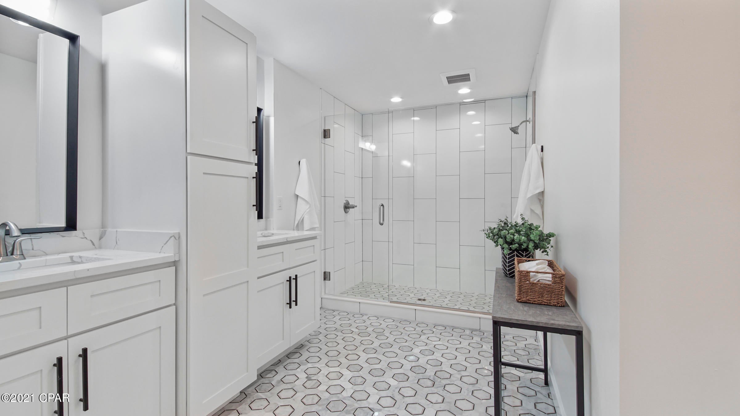 Cove Terrace 2nd Add - Residential