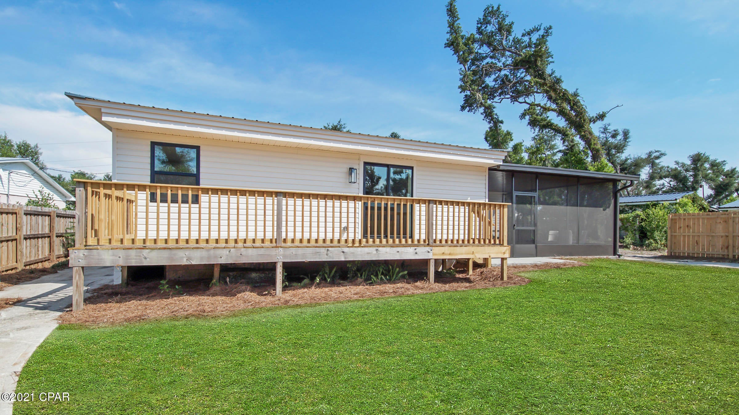 Cove Terrace 2nd Add - Residential