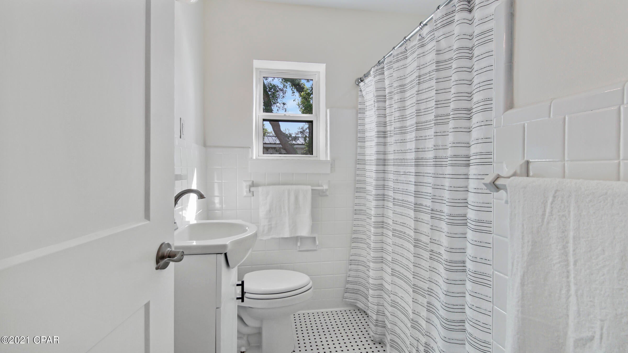 Cove Terrace 2nd Add - Residential