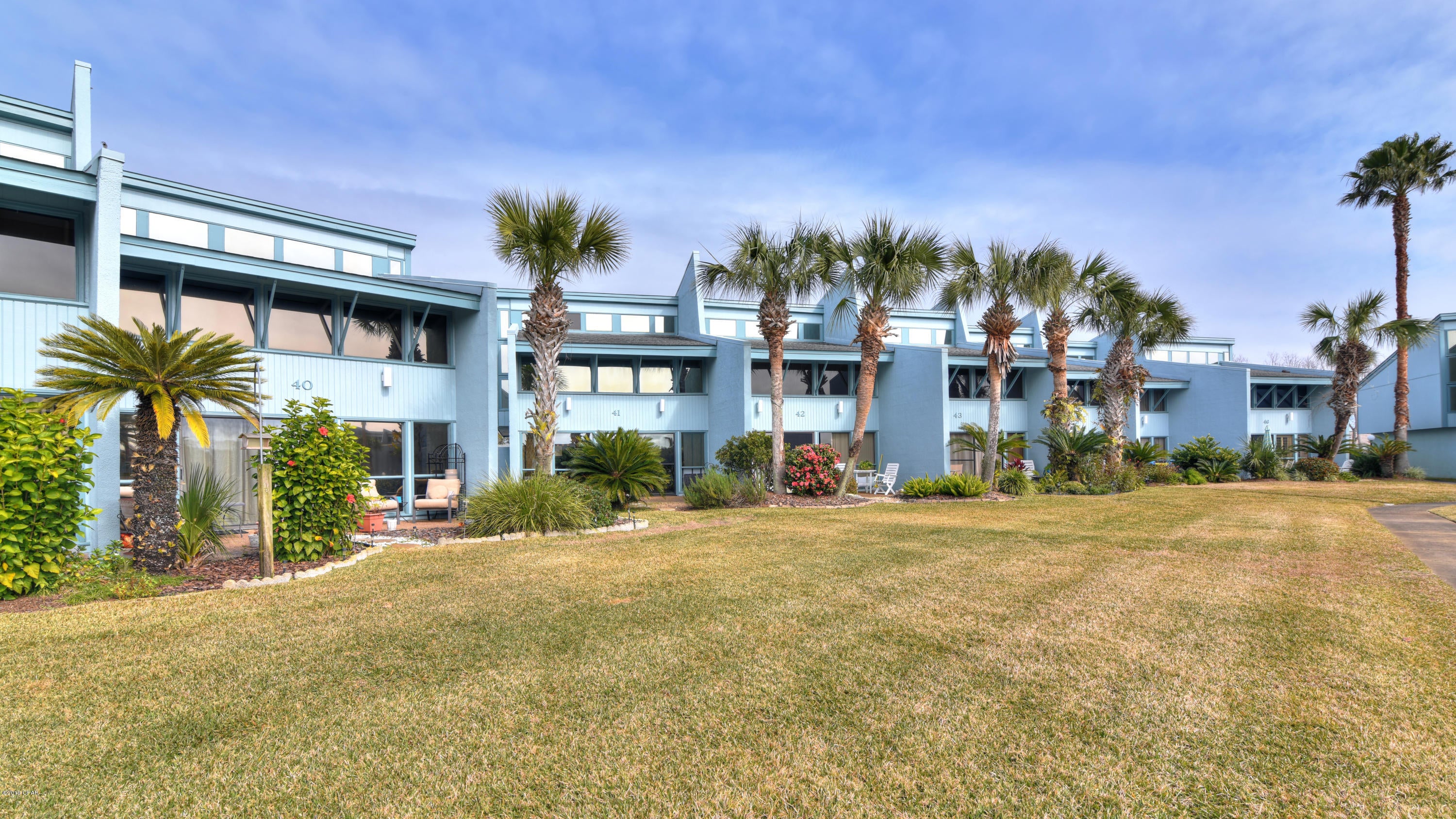 Sunnyside Beach & Tennis Condo - Residential