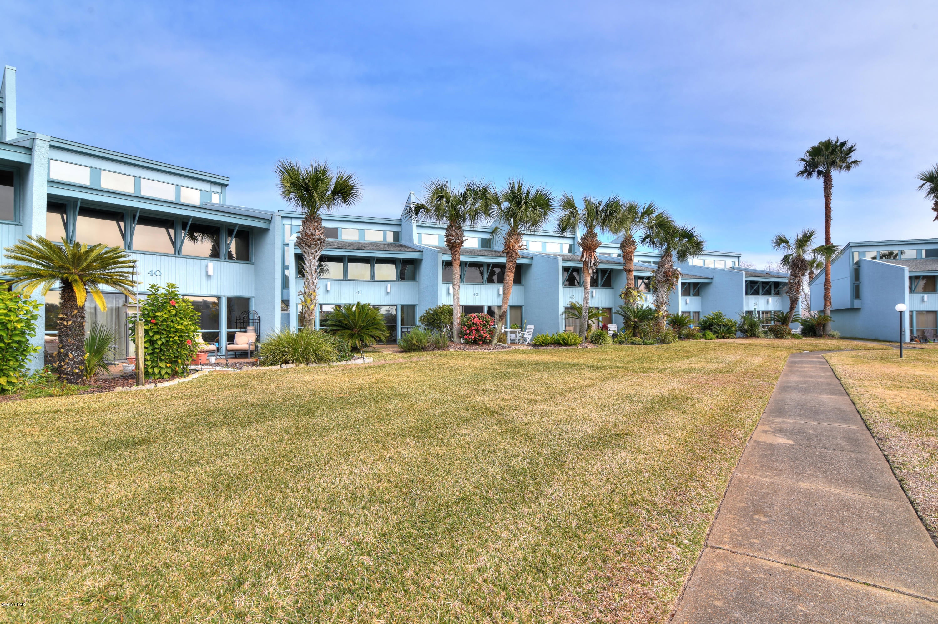 Sunnyside Beach & Tennis Condo - Residential