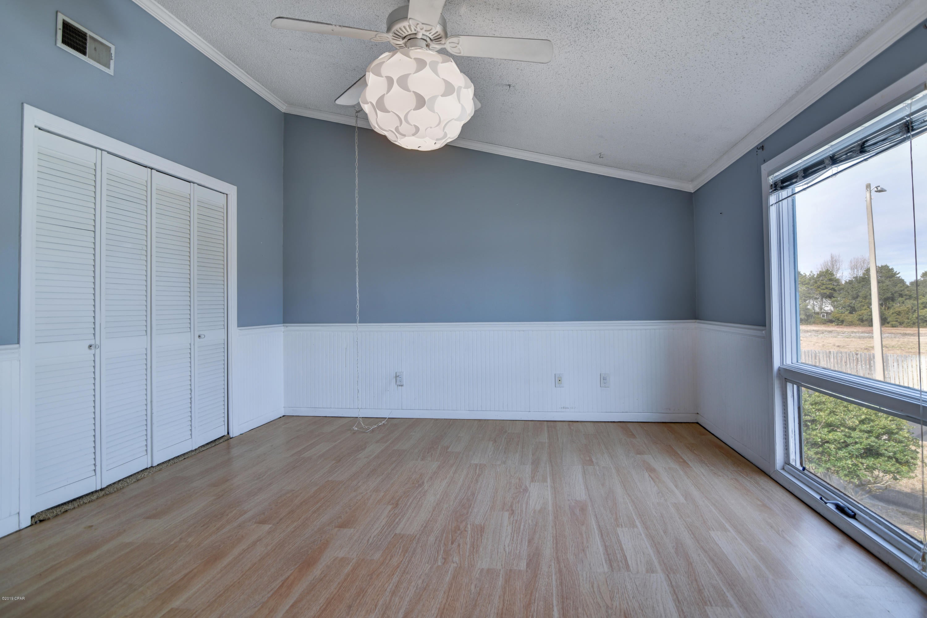 Sunnyside Beach & Tennis Condo - Residential