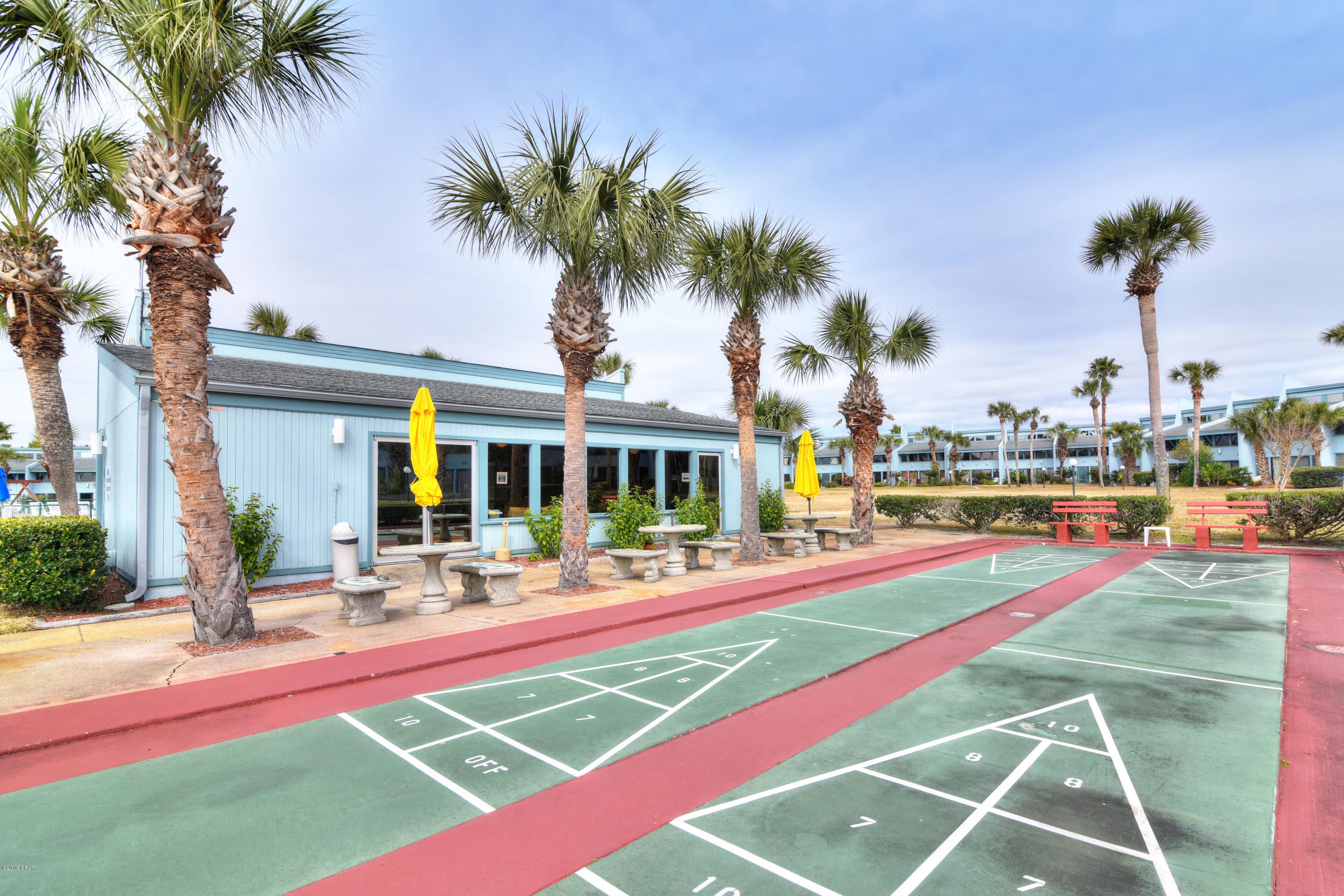 Sunnyside Beach & Tennis Condo - Residential