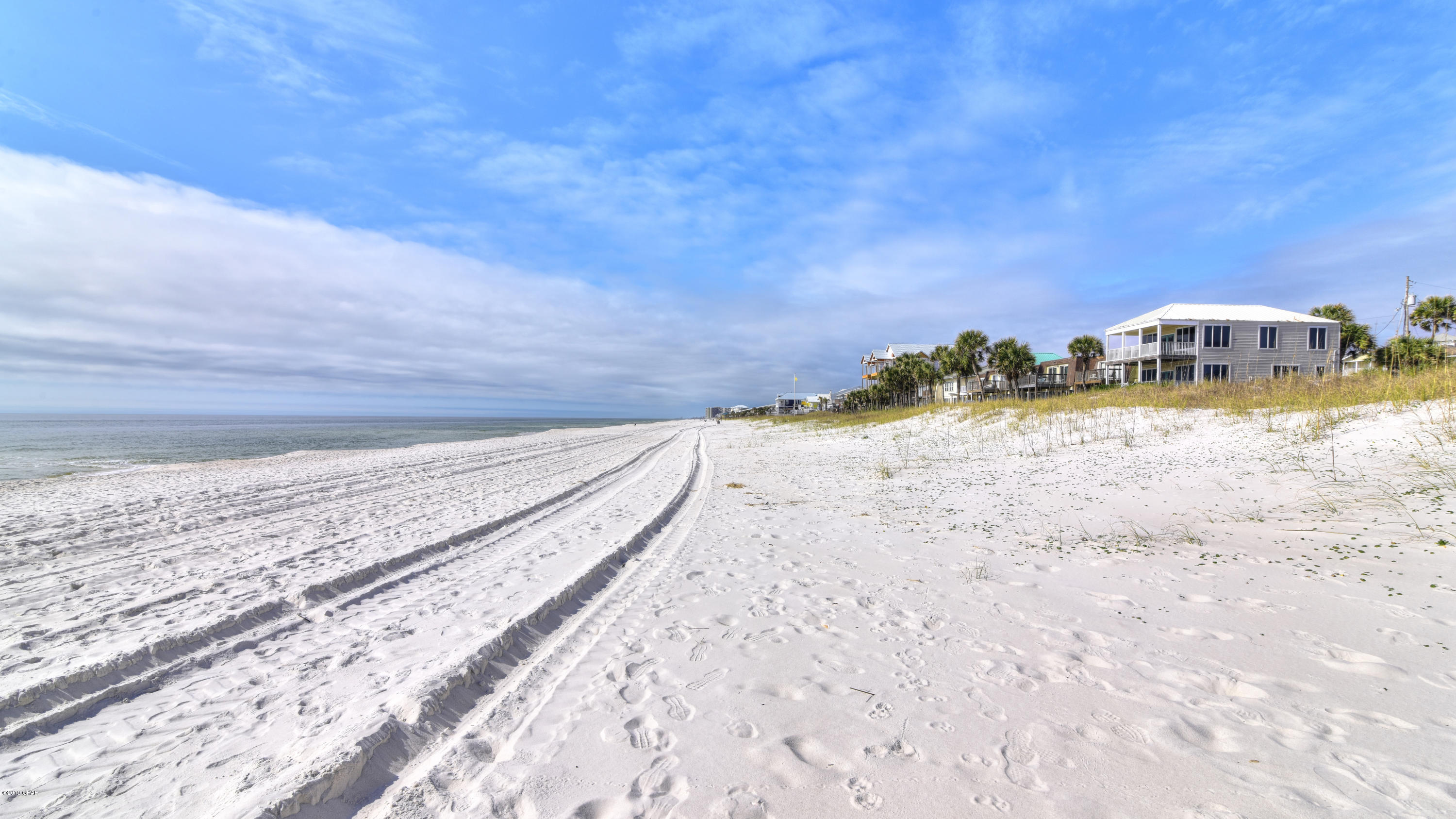 Sunnyside Beach & Tennis Condo - Residential