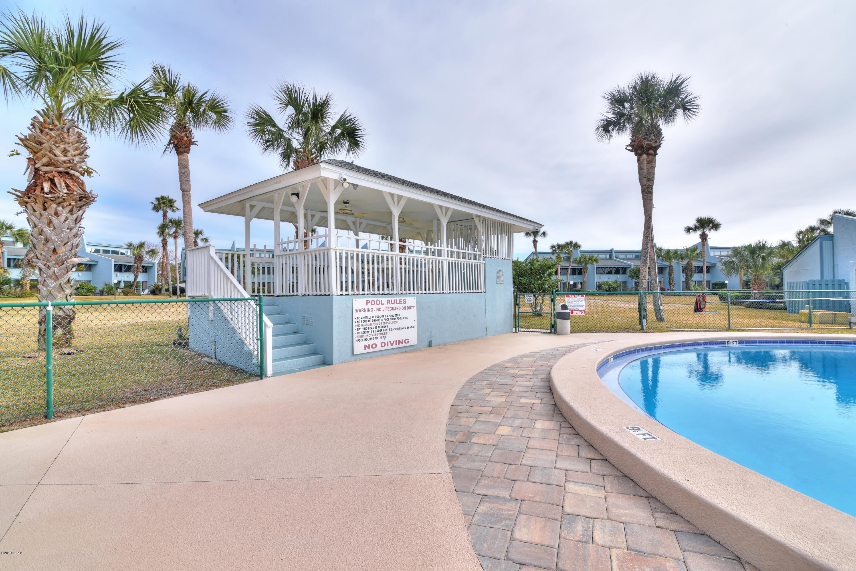 Sunnyside Beach & Tennis Condo - Residential
