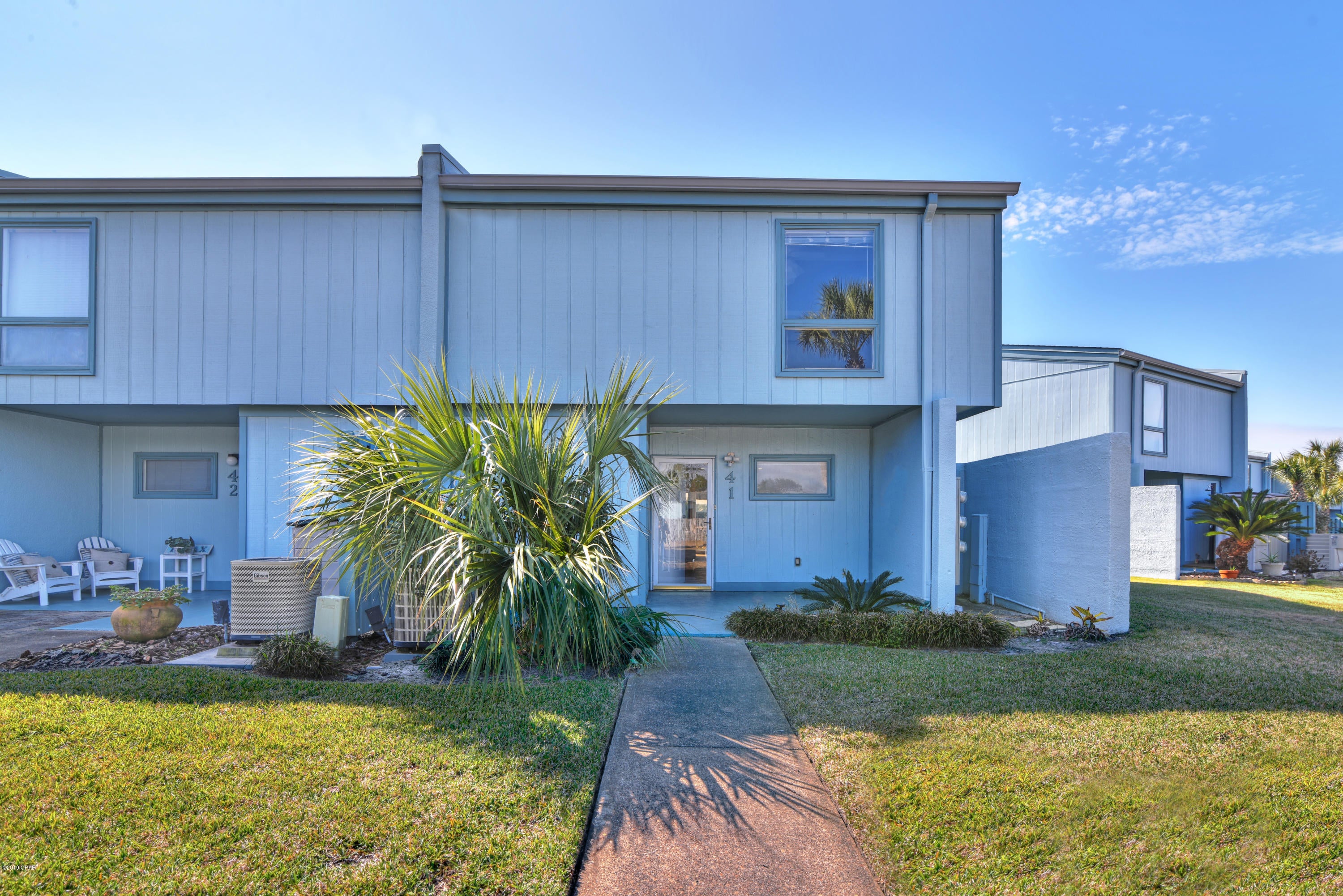 Sunnyside Beach & Tennis Condo - Residential