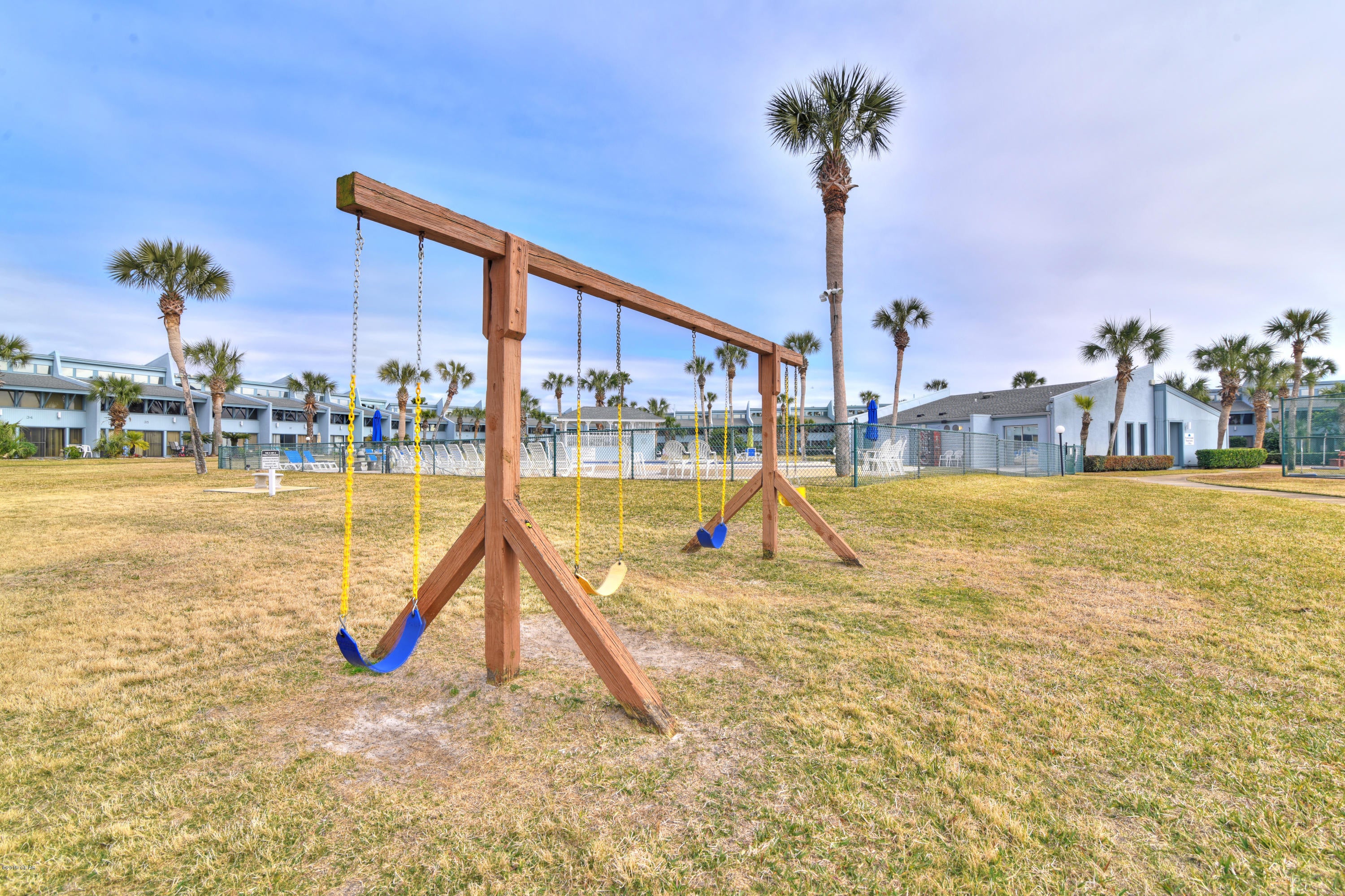 Sunnyside Beach & Tennis Condo - Residential