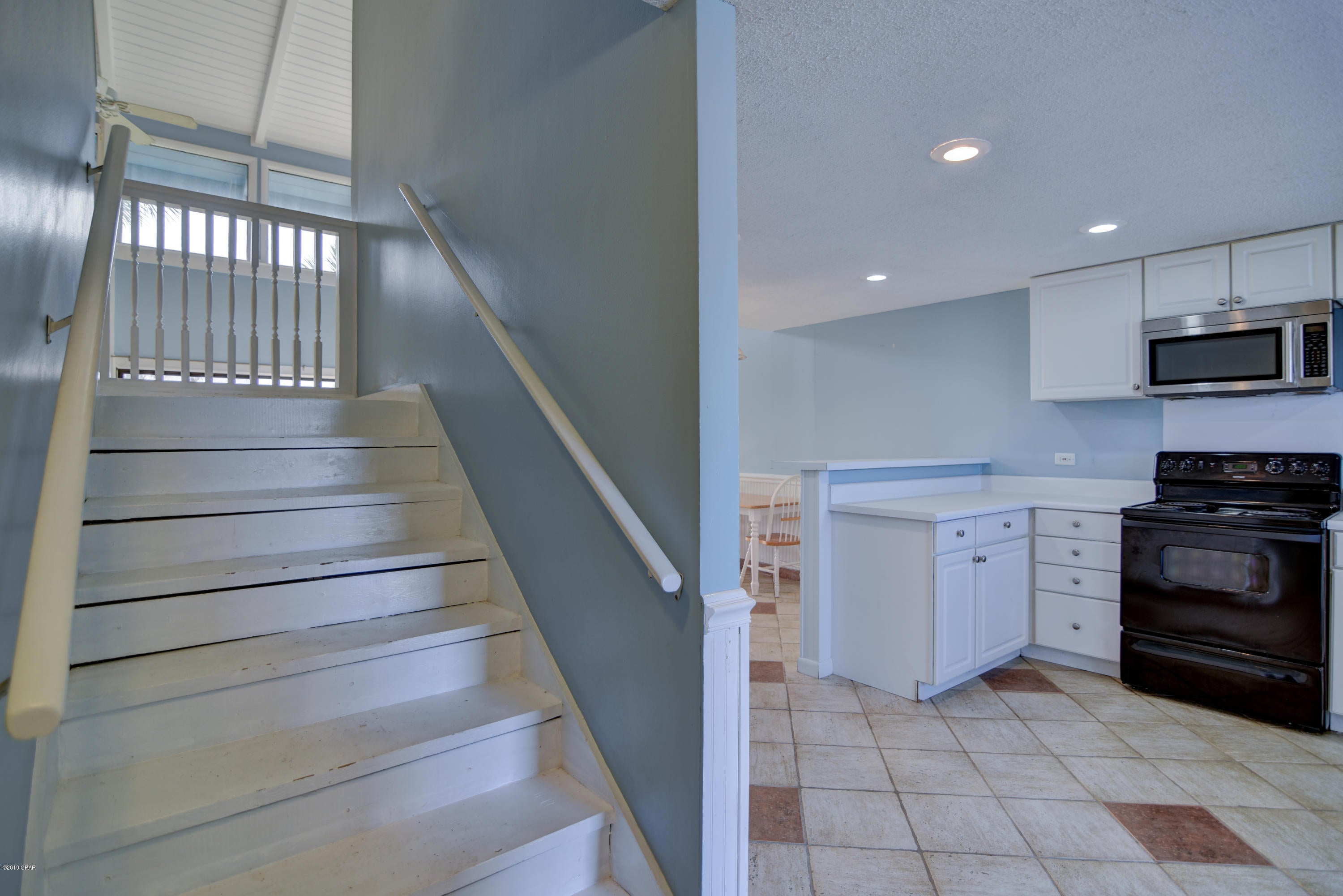 Sunnyside Beach & Tennis Condo - Residential