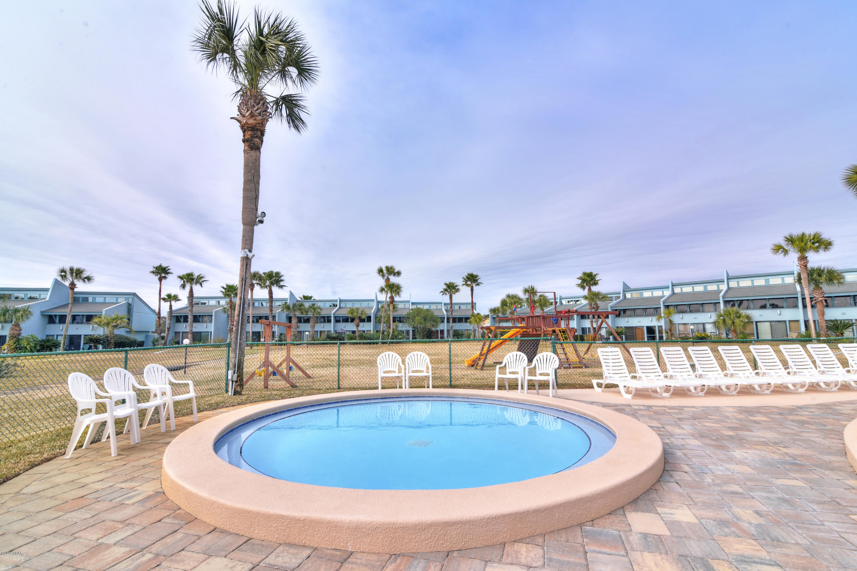 Sunnyside Beach & Tennis Condo - Residential
