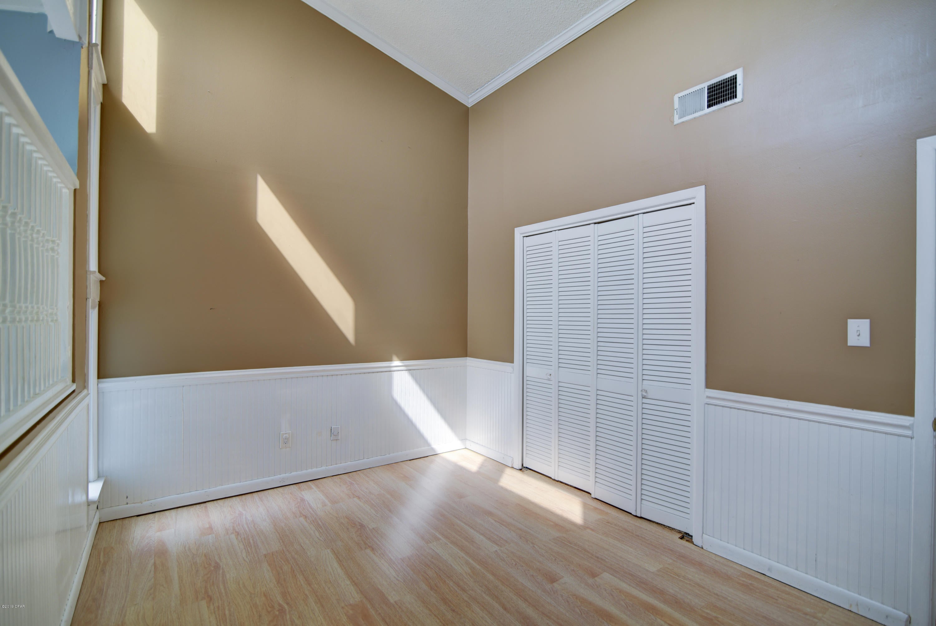 Sunnyside Beach & Tennis Condo - Residential