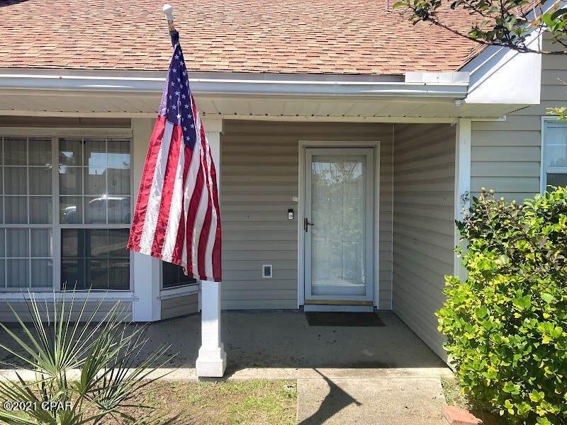 Colonial Est. - Residential