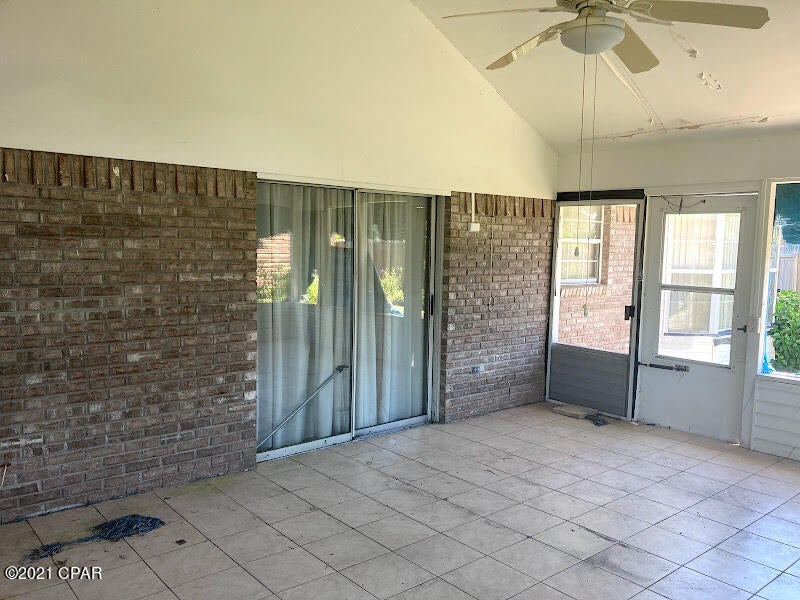 Colonial Est. - Residential
