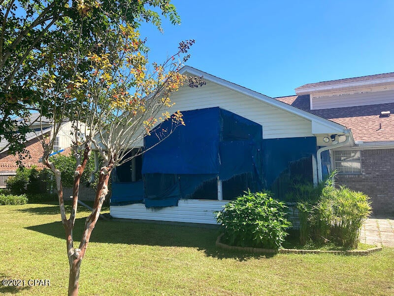Colonial Est. - Residential