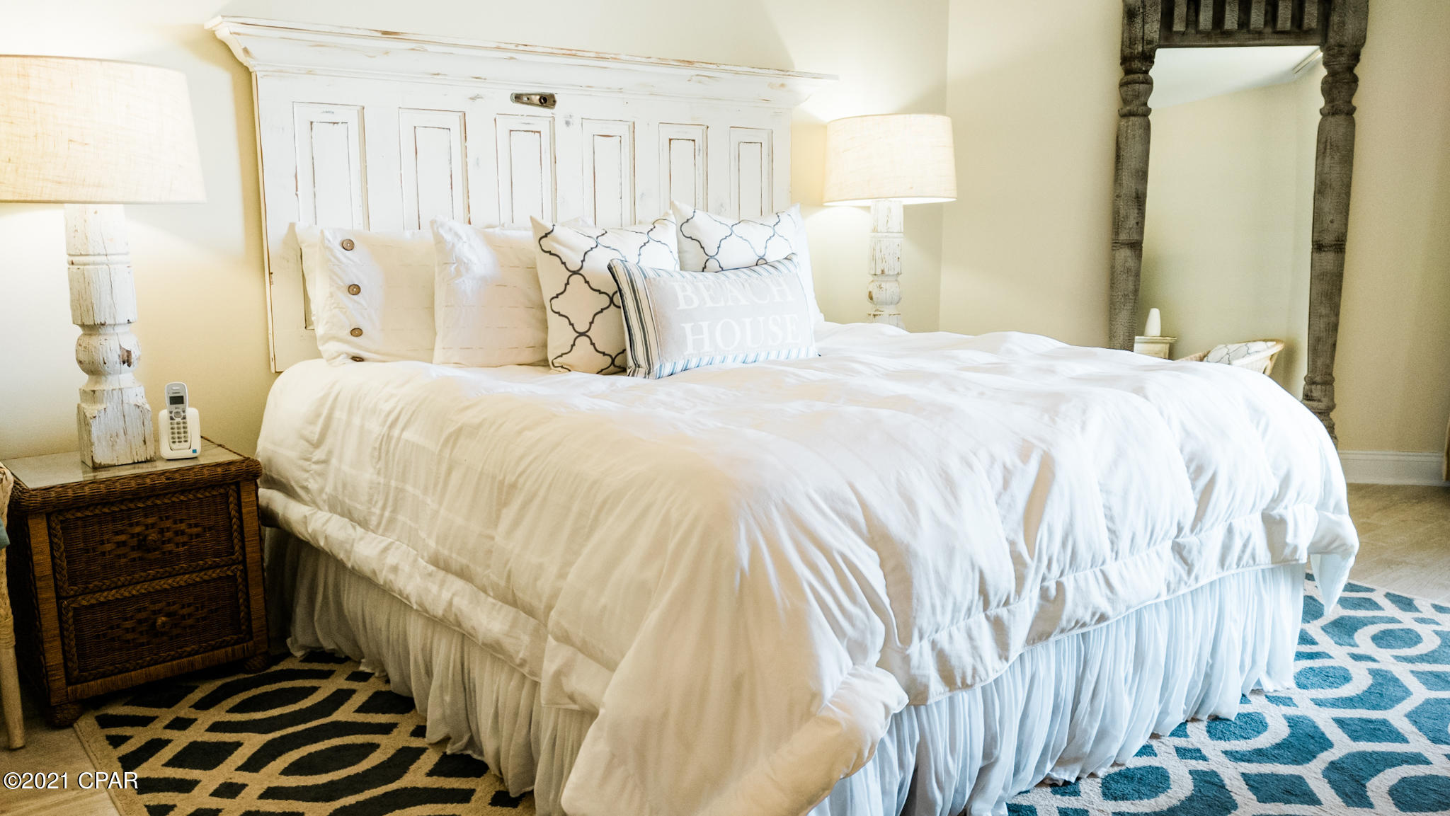 Summerhouse Condo. - Residential