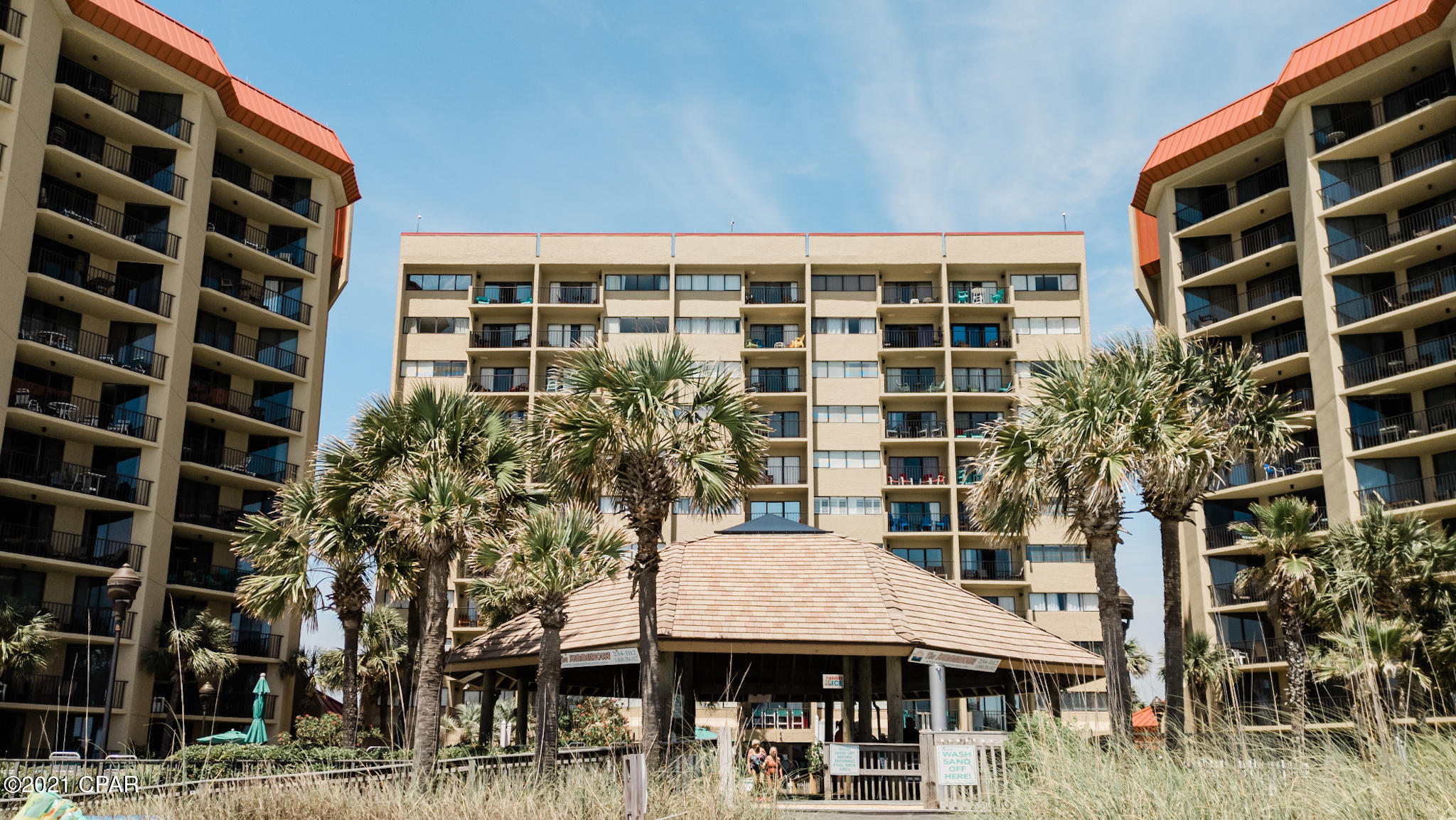 Summerhouse Condo. - Residential