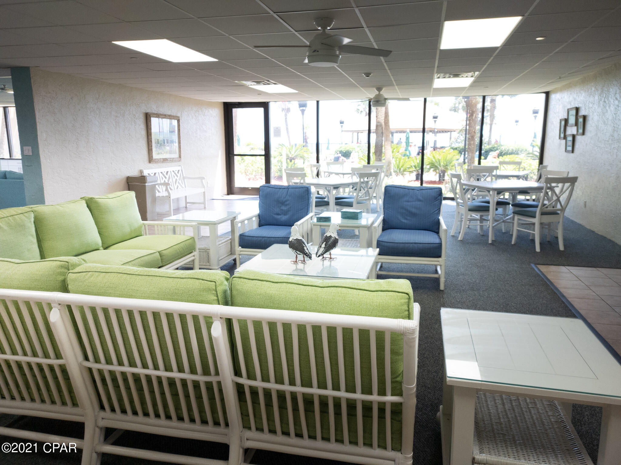 Summerhouse Condo. - Residential