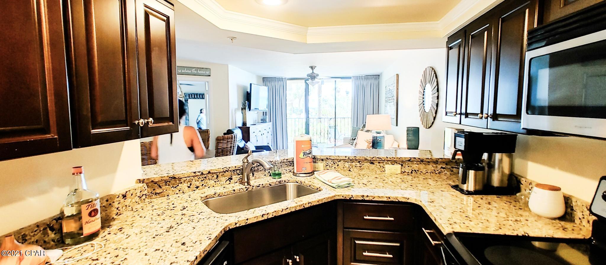 Summerhouse Condo. - Residential