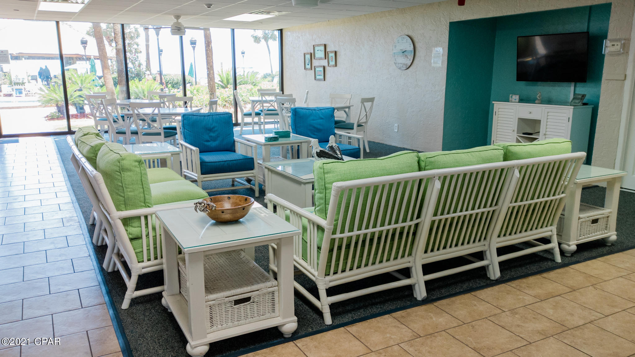 Summerhouse Condo. - Residential