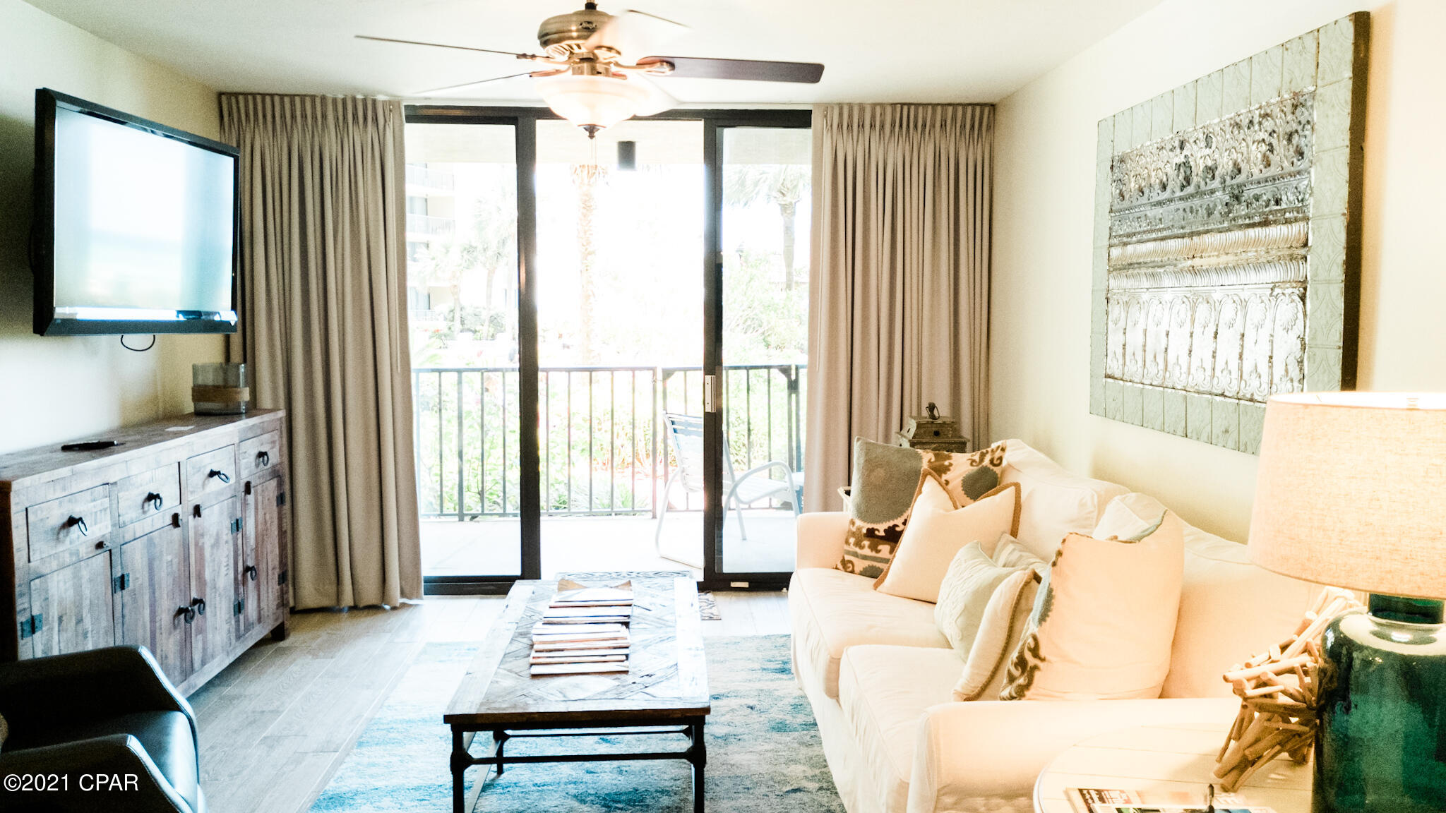 Summerhouse Condo. - Residential