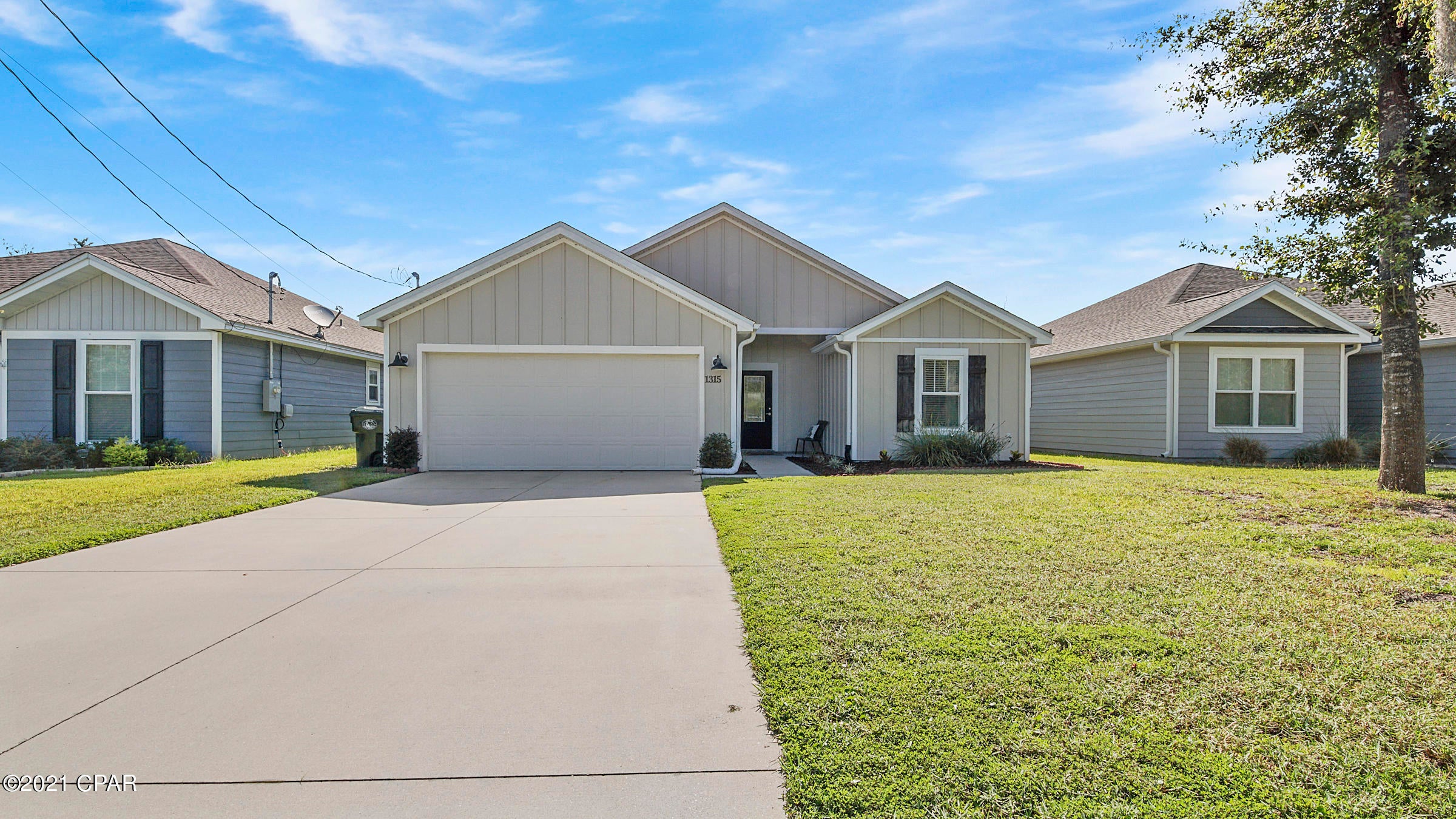 [No Recorded Subdiv] - Residential