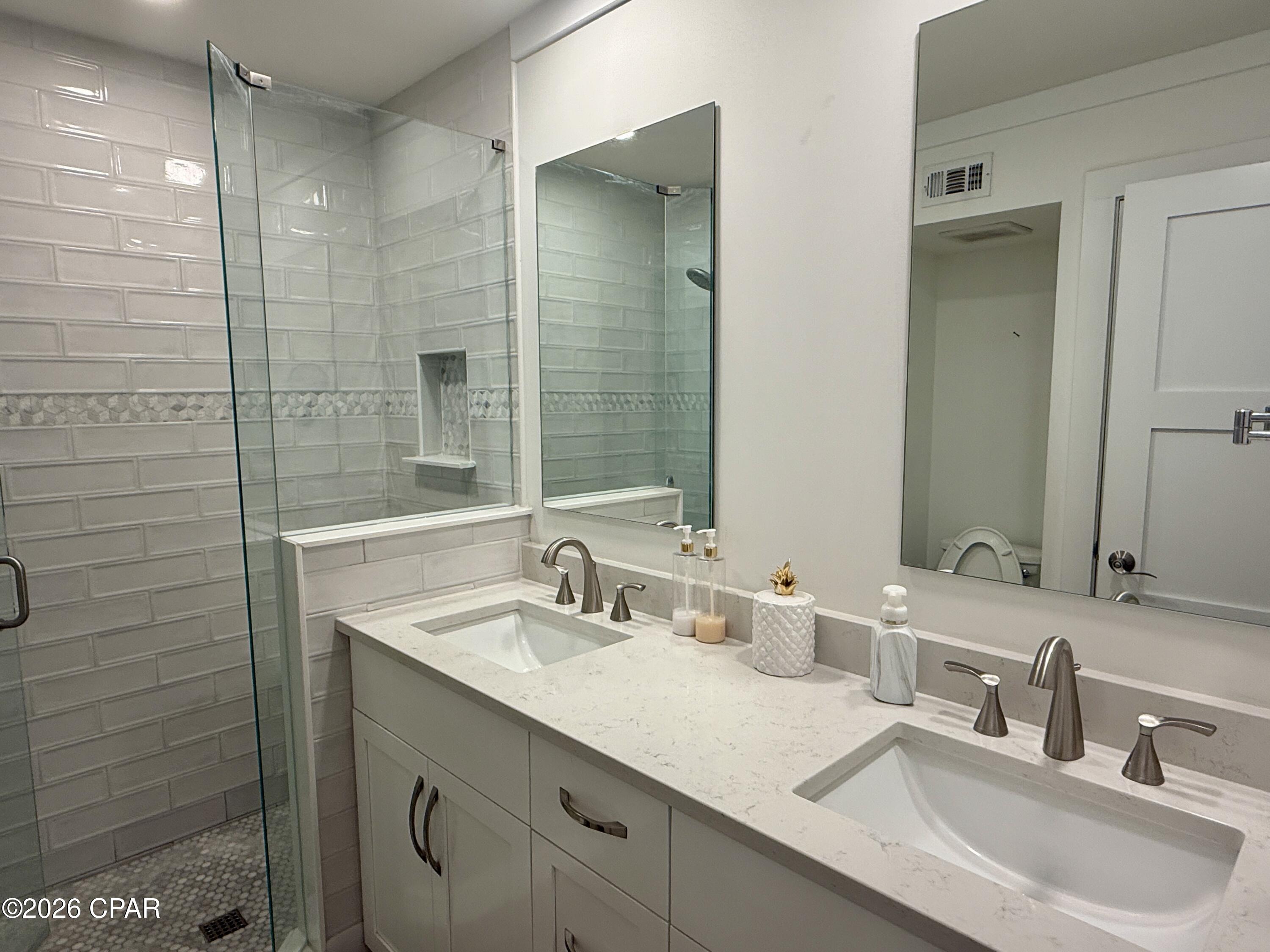 Bay Point Harbour Villas - Residential